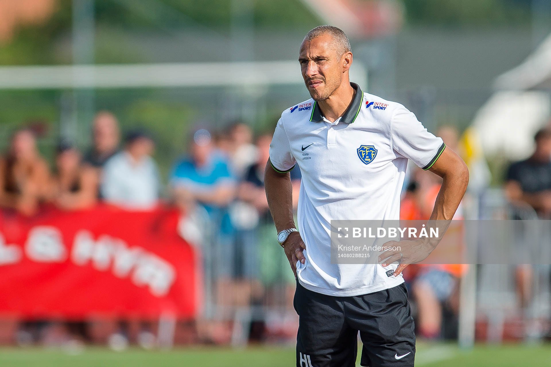 Falkenbergs tränare Henrik Larsson deppar