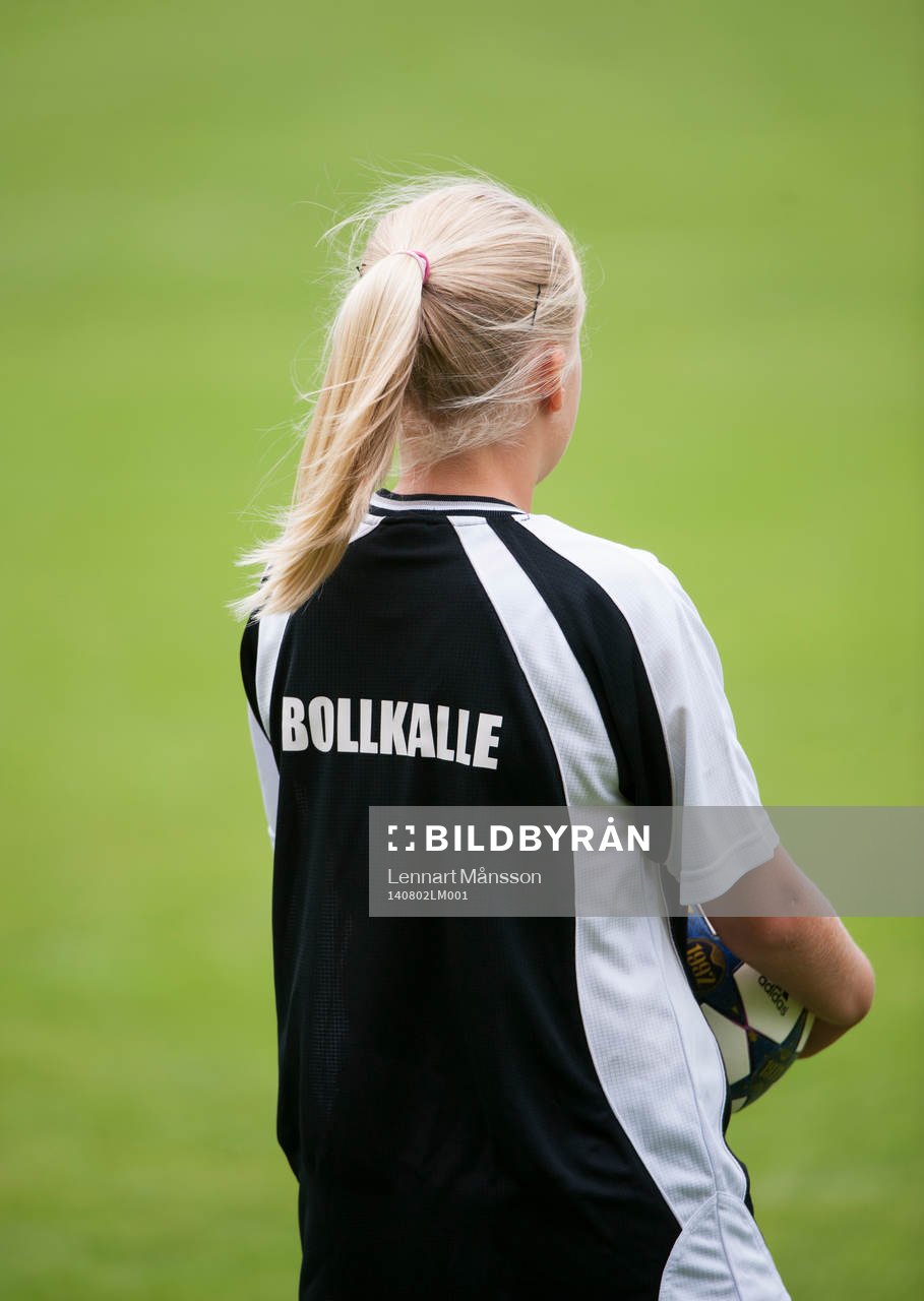 Bollkalle i matchen i division 3 mellan Bromölla och IFK