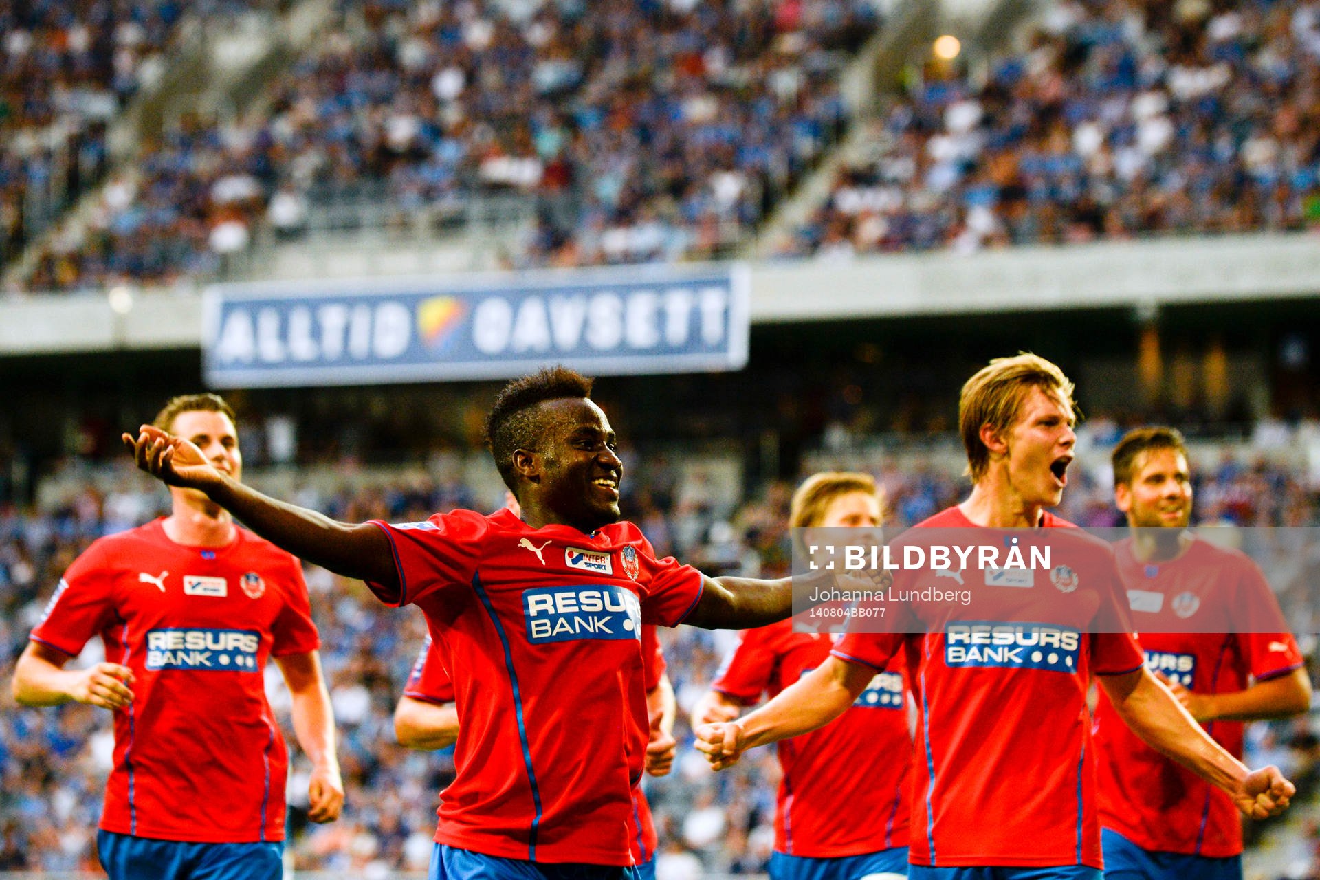 Helsingborgs David Accam jublar
