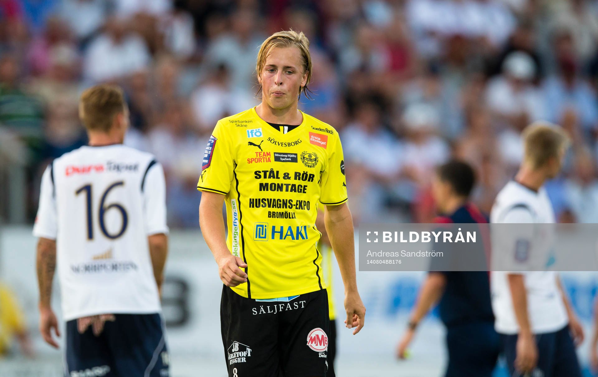 Mjällbys Robin Strömberg ser deppig ut