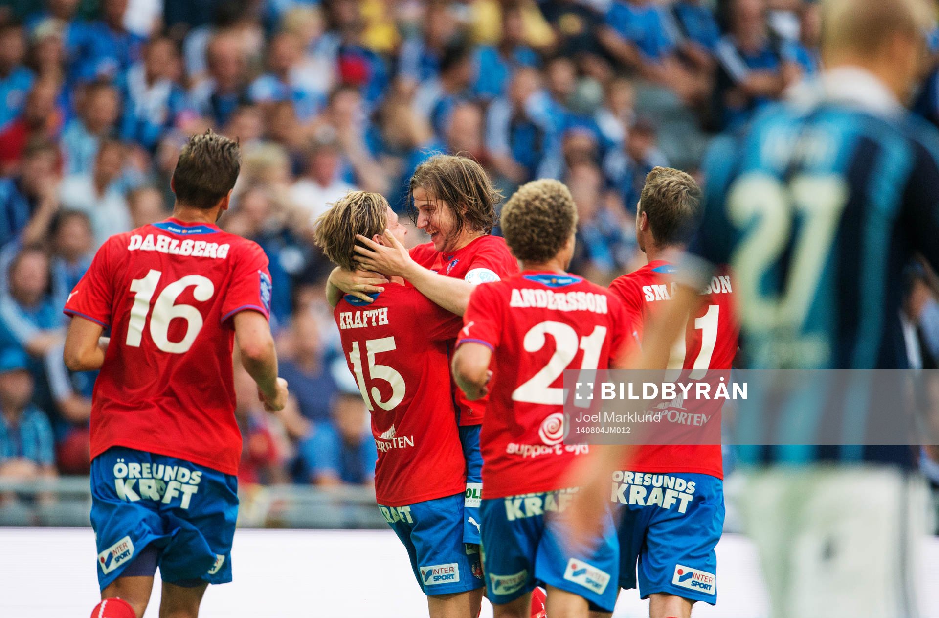 Helsingborgs Emil Krafth och Darijan Bojanic jublar