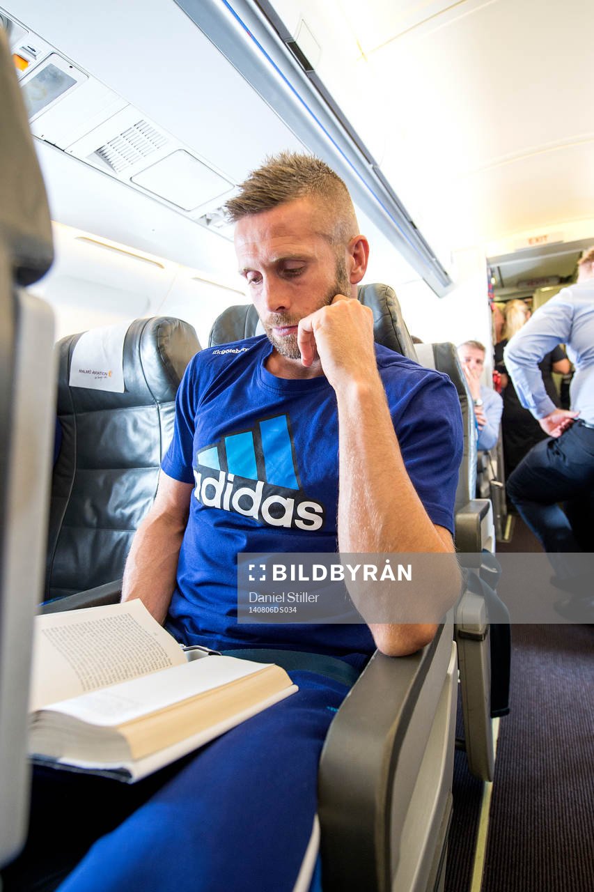 IFK Göteborgs Kjetil Waehler på flyget