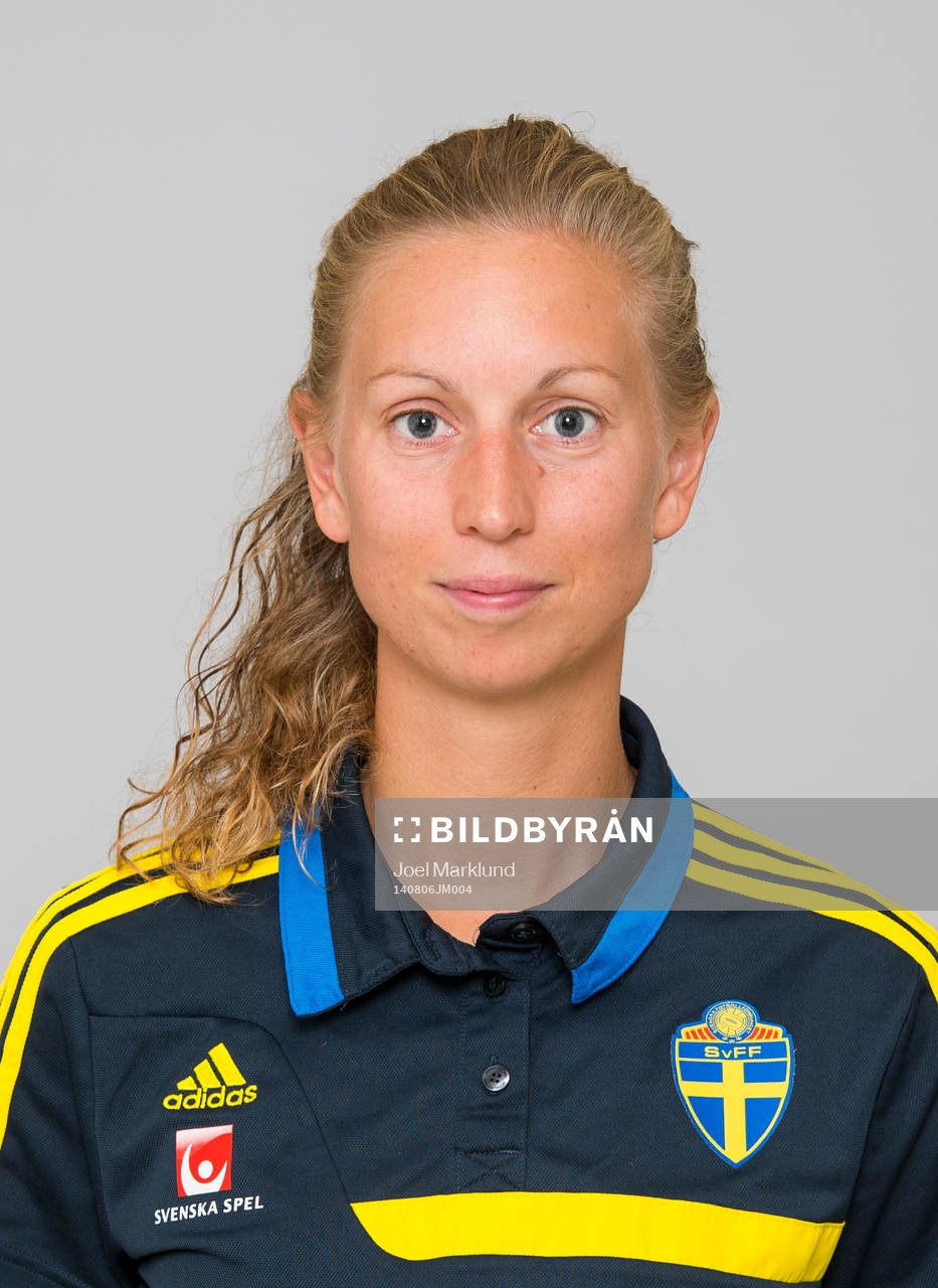 Karin Boman, sjukgymnast för F15/99-landslaget i fotboll