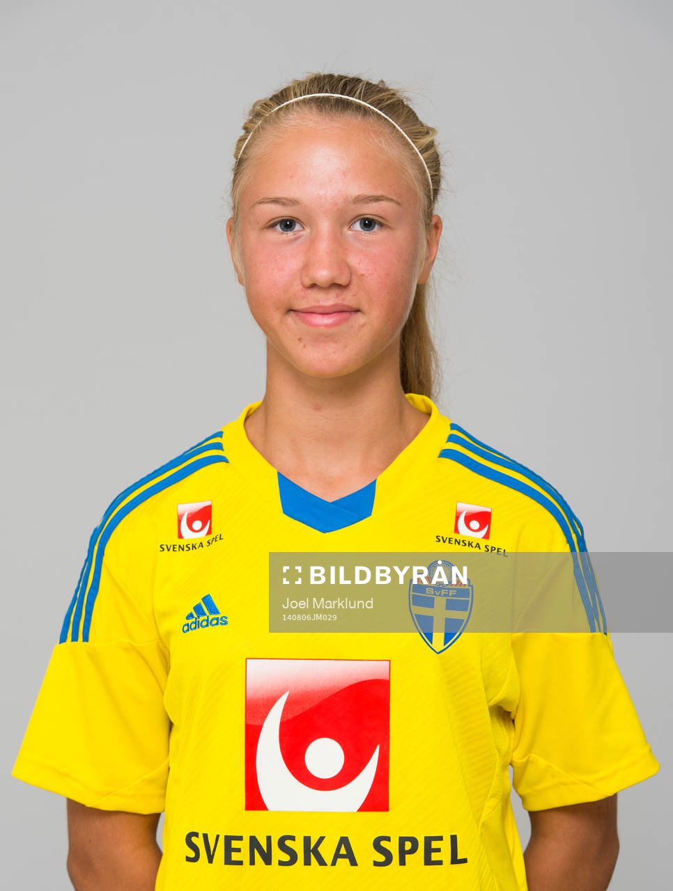 Cajsa Åkerberg, spelare i F15/99-landslaget i fotboll, poserar för ett porträtt den 6 augusti 2014 i Stockholm.