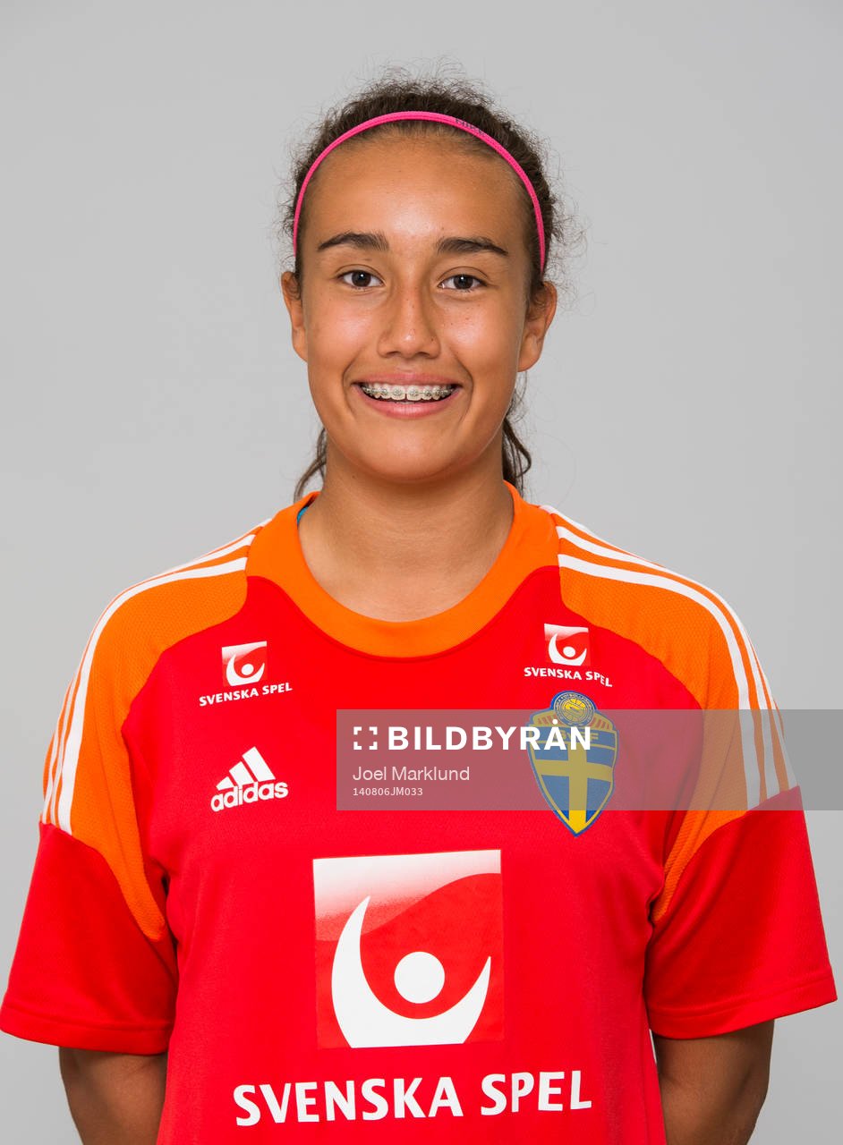 Karolina Bucaro Stenman, spelare i F15/99-landslaget i