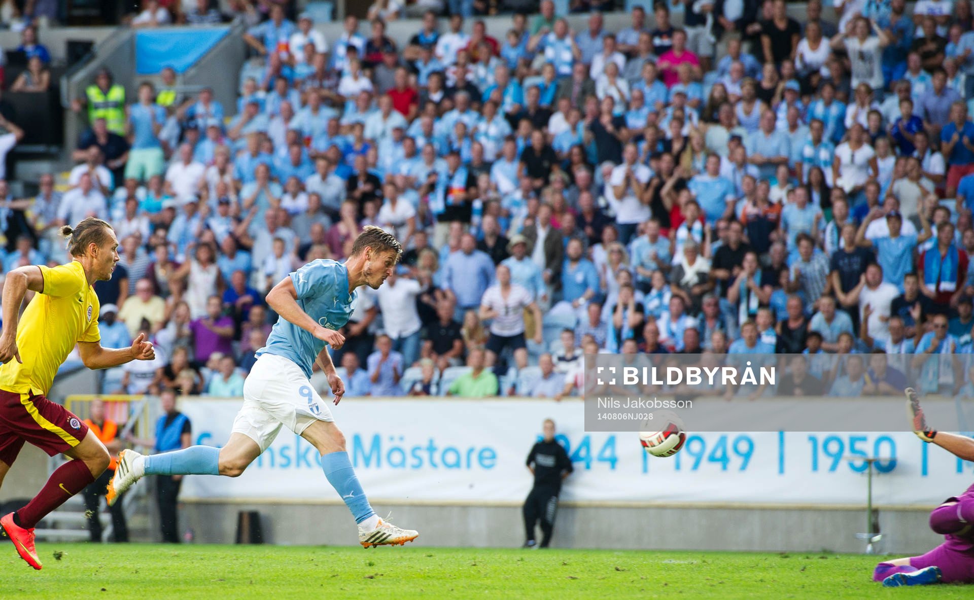 Malmö FFs Markus Rosenberg gör 1-0