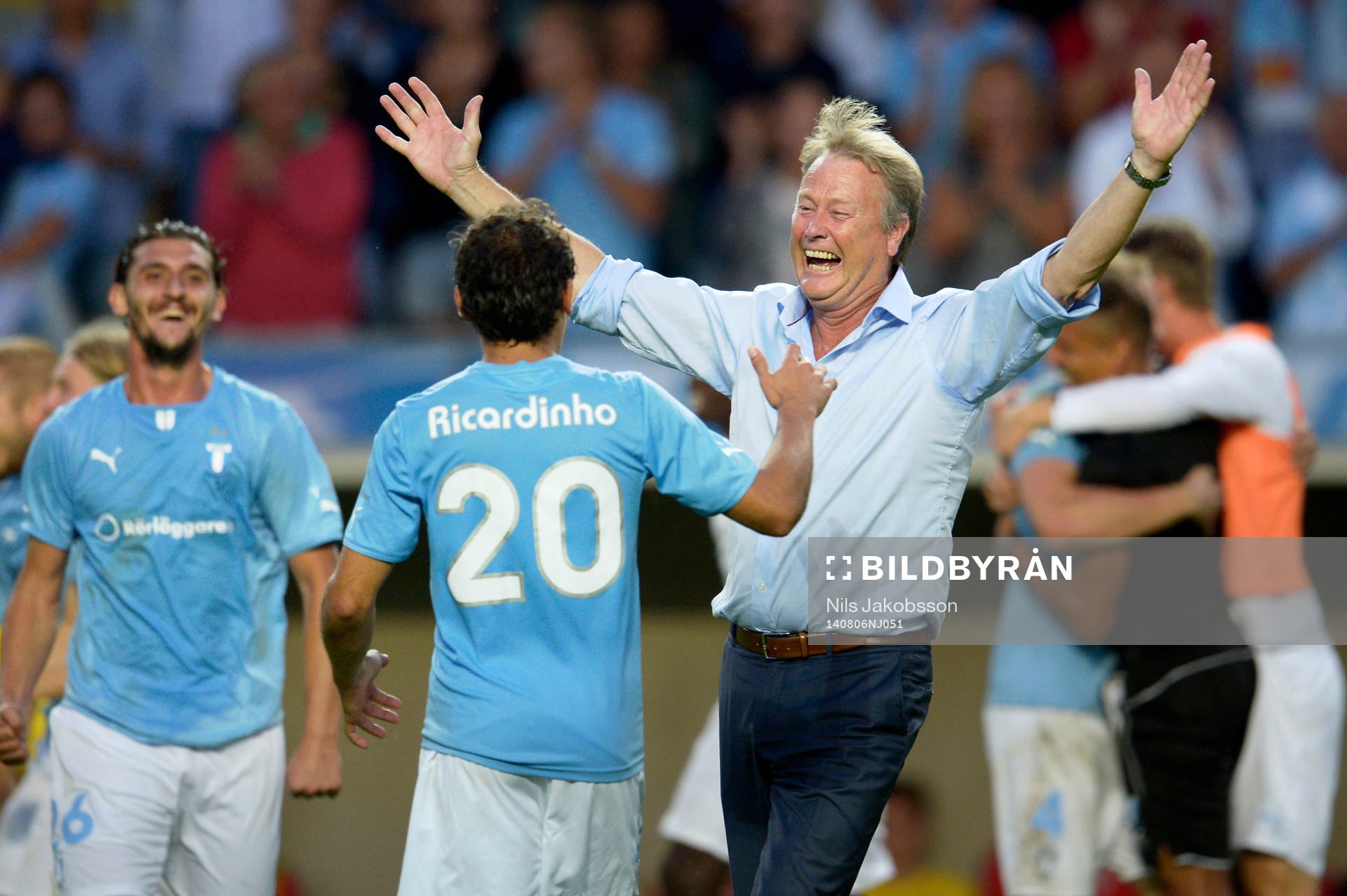 Malmö FFs tränare Åge Hareide jublar med Ricardo Ferreira Da Silva efter segern i fotbollsmatchen i kvalet till Champions League mellan Malmö FF och Sparta Prag den 6 augusti 2014 i Malmö.
