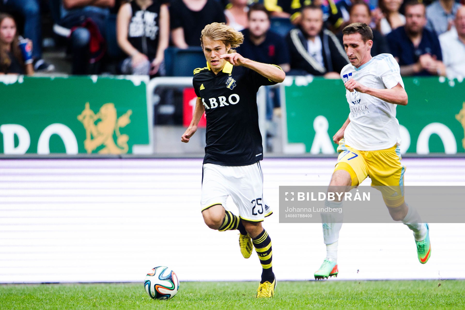 s Sam Lundholm jagas av Astanas Dmitry Shomko