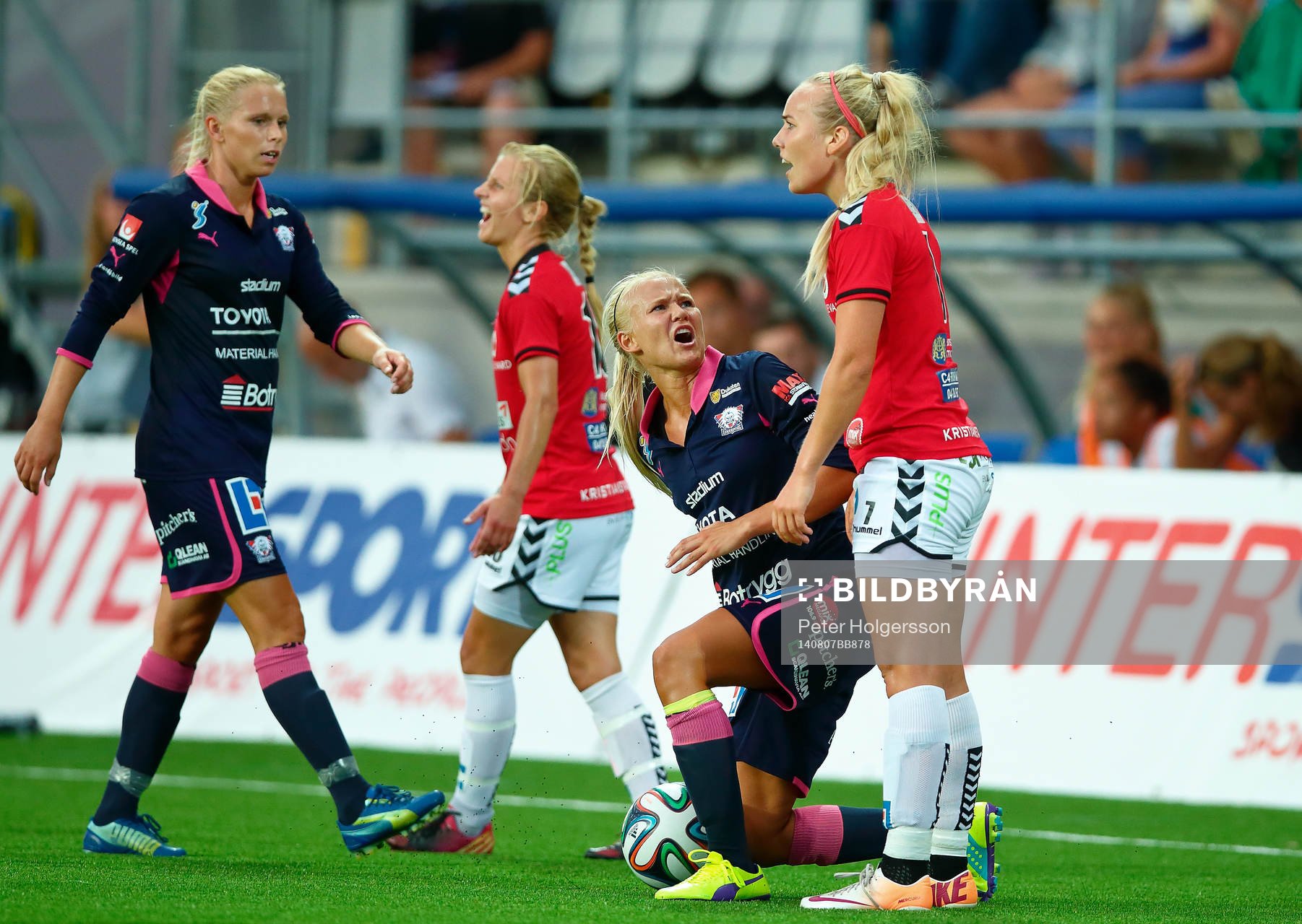 Linköpings Pernille Harder reagerar på Kristianstads