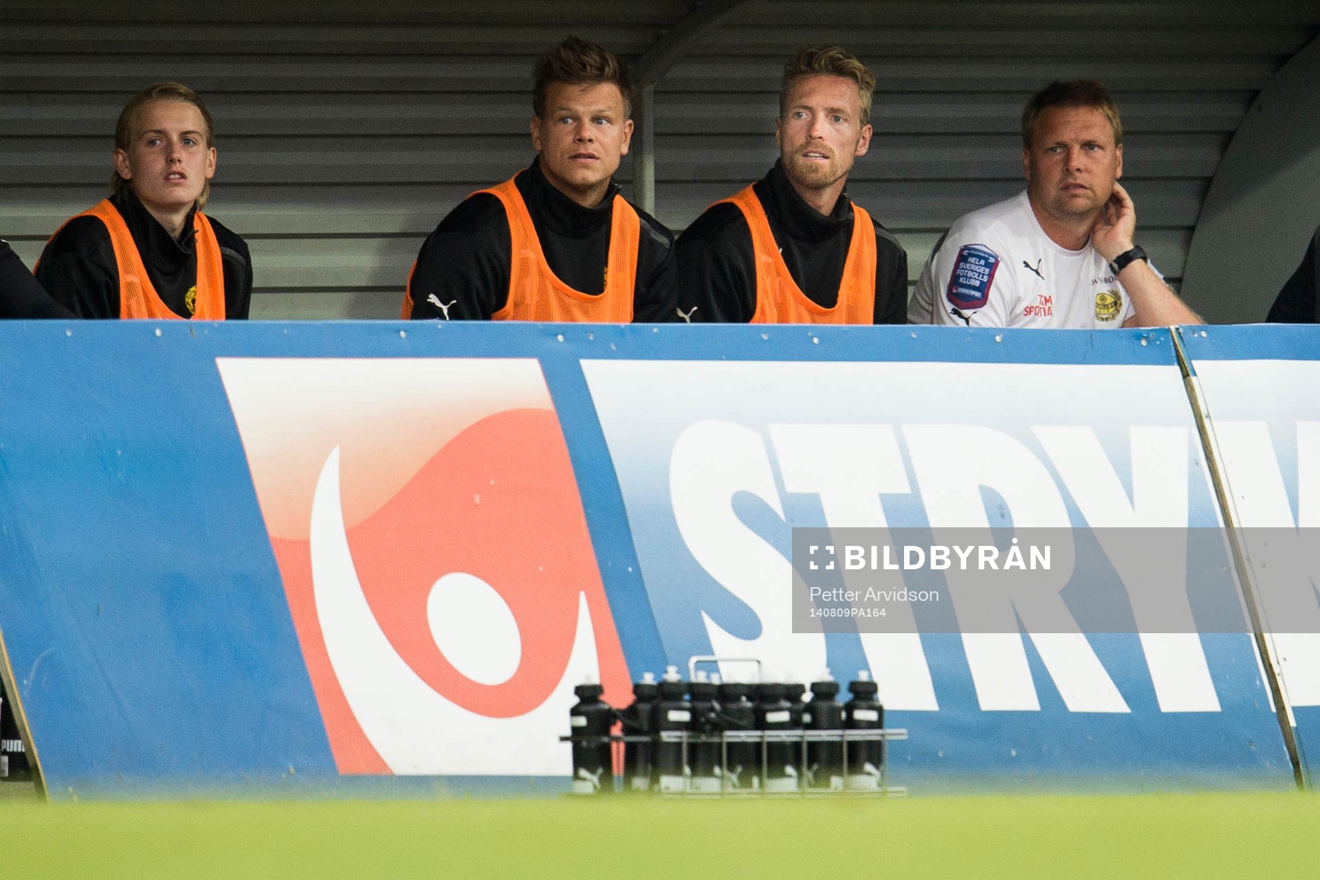 Mjällbys Christian Wilhelmsson på bänken