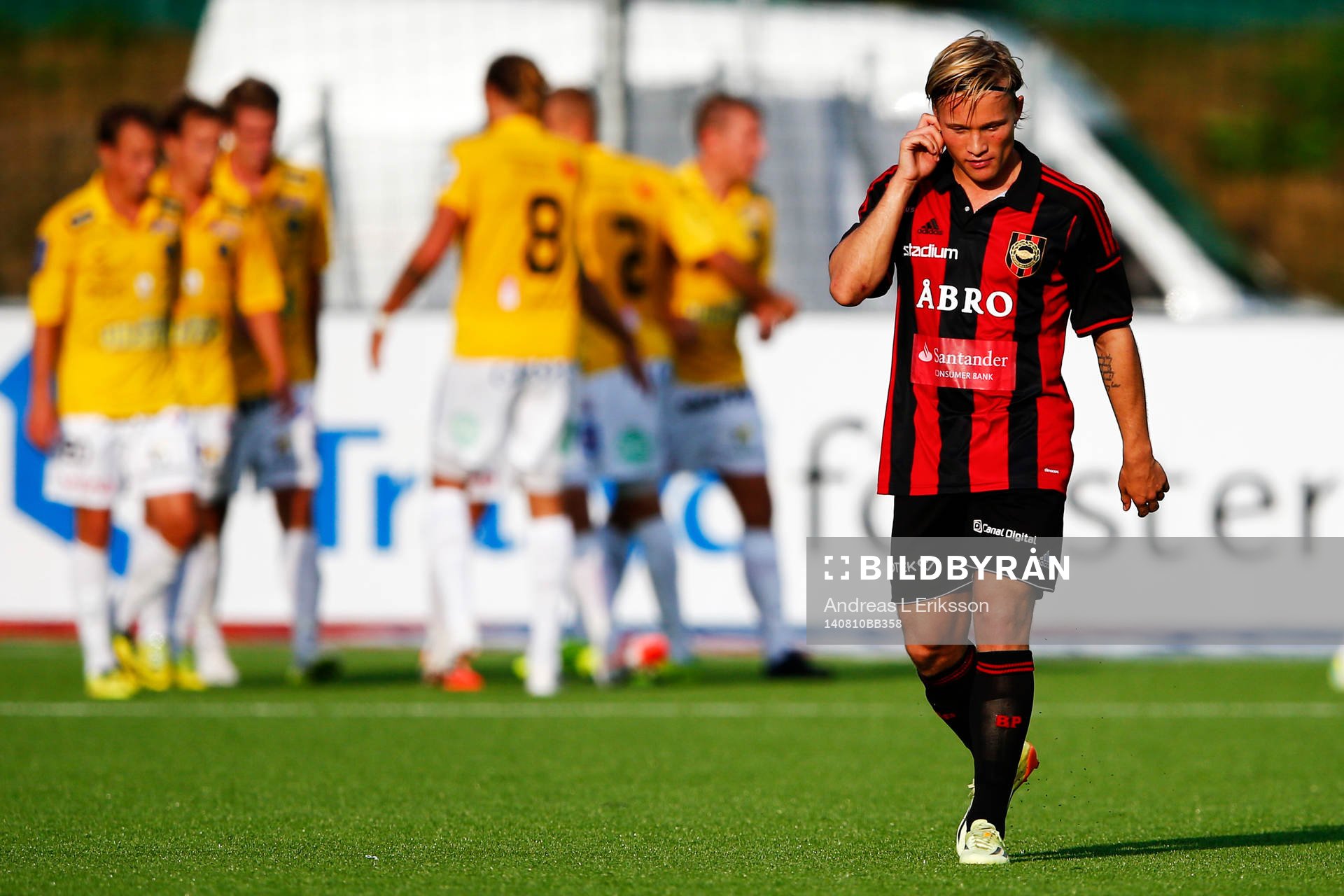 Brommapojkarnas Nicklas Bärkroth deppar