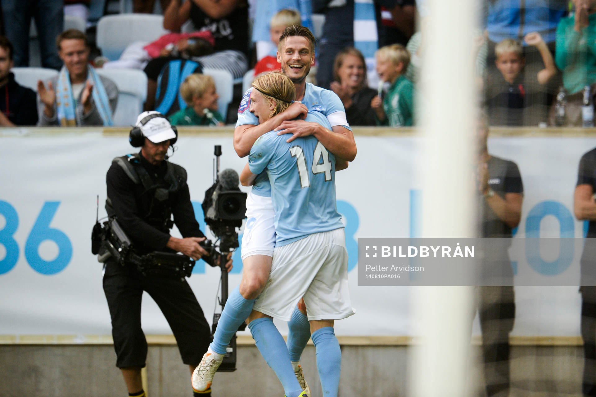 Malmö FFs Markus Rosenberg och Simon Kroon jublar
