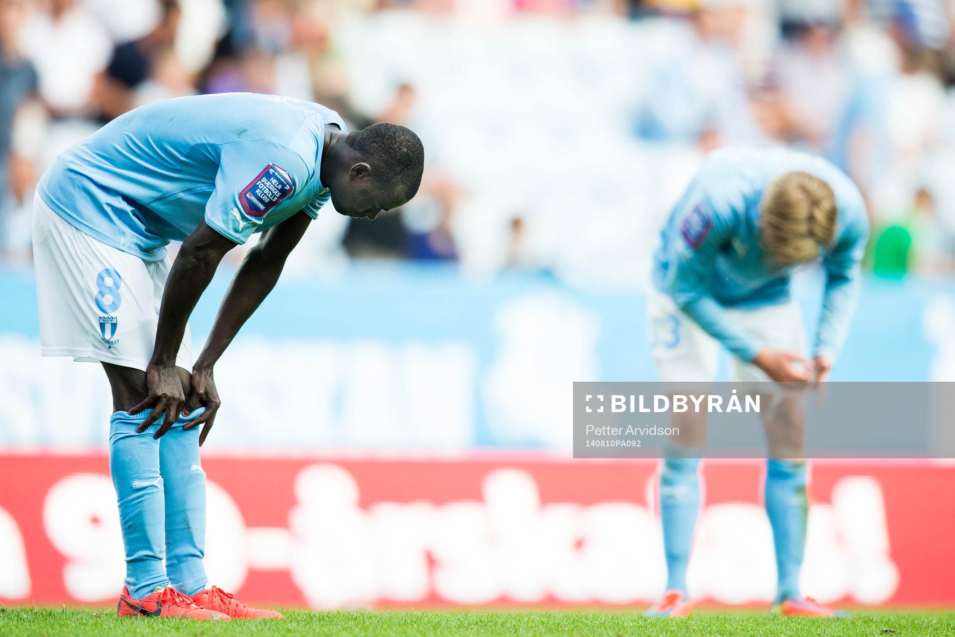 Malmö FFs Enock Kofi Adu och Emil Forsberg deppar