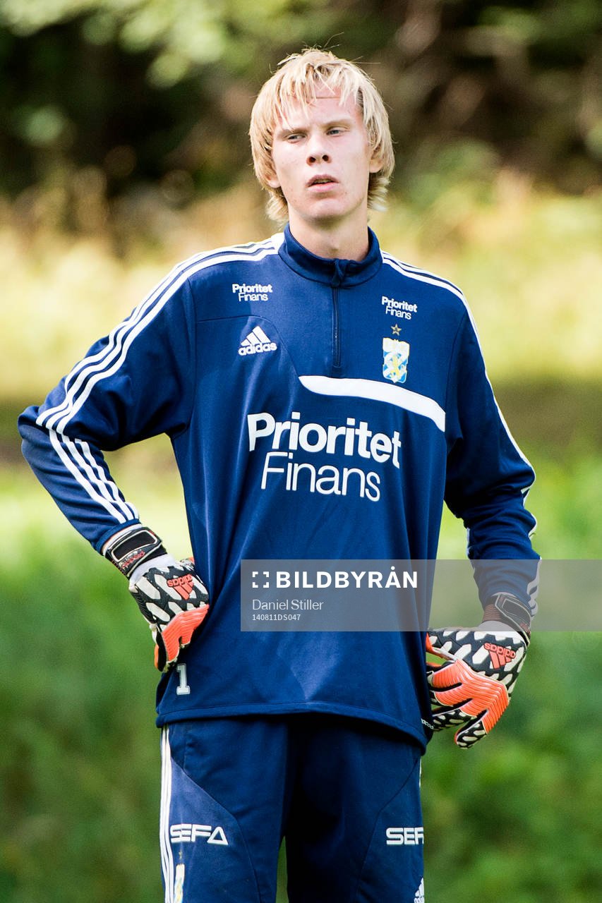 Målvakten Pontus Dahlberg tränar med IFK Göteborg