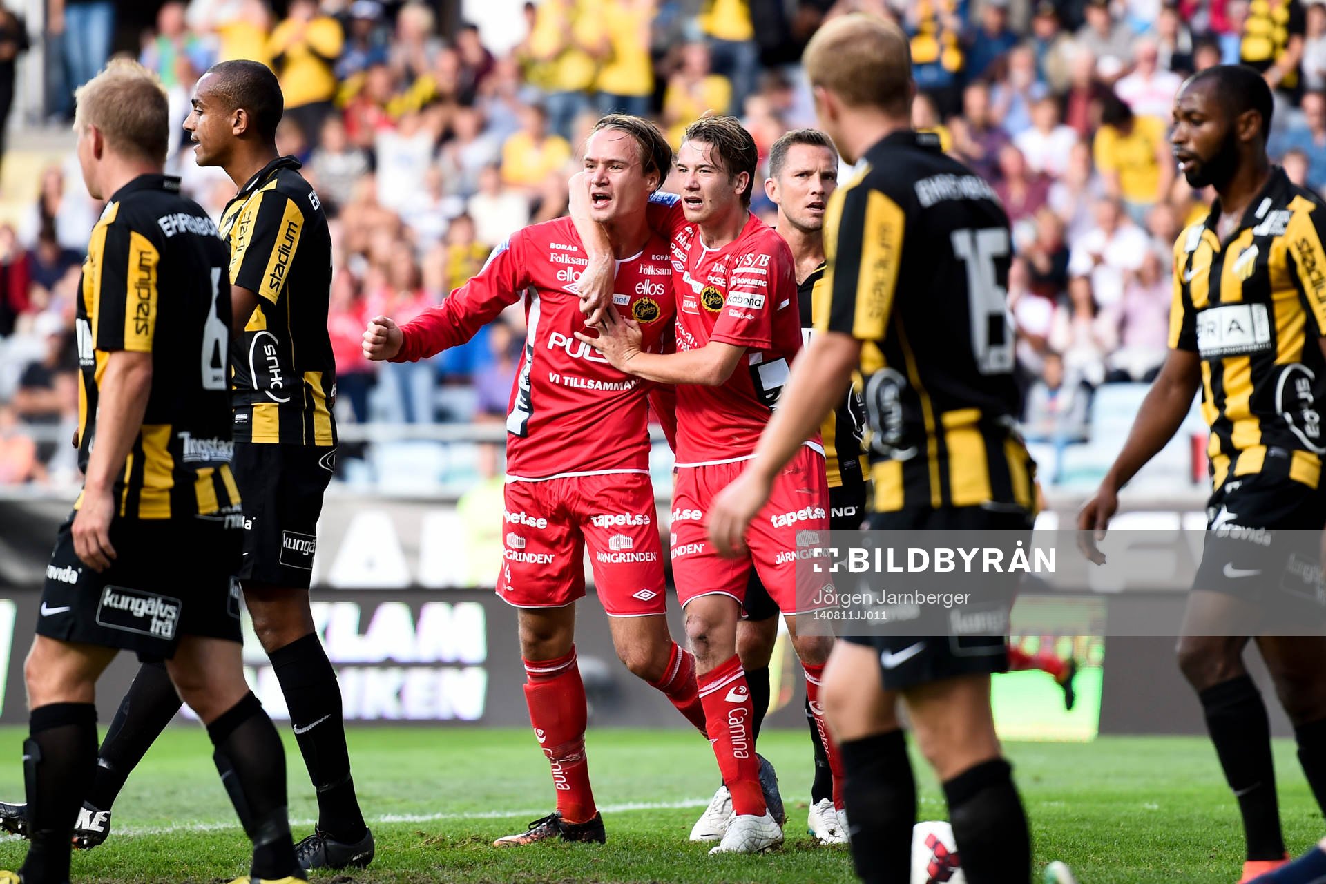 Elfsborgs Viktor Prodell (tv) jublar