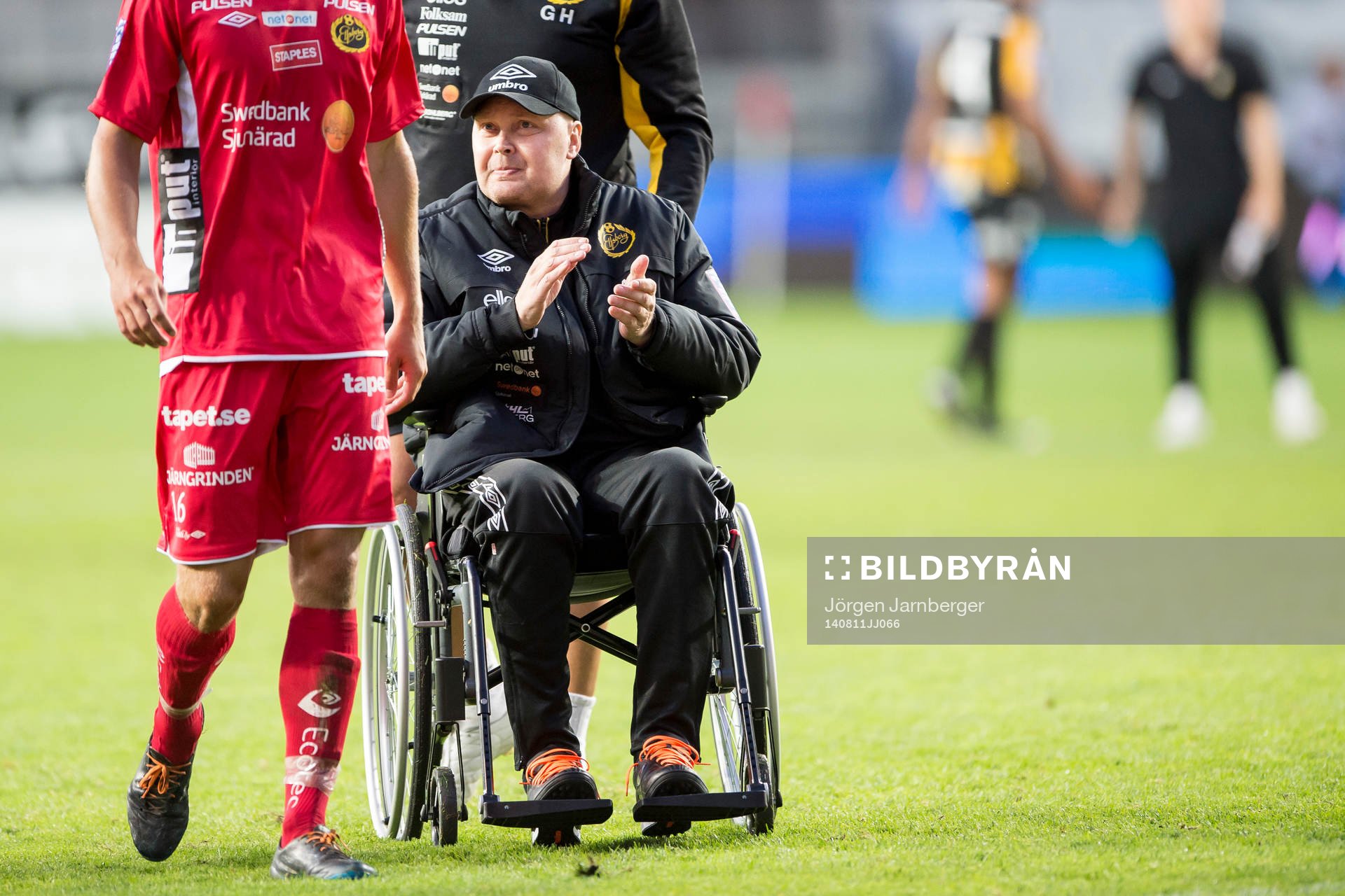 Elfsborgs manager Klas Ingesson tackar supportrarna