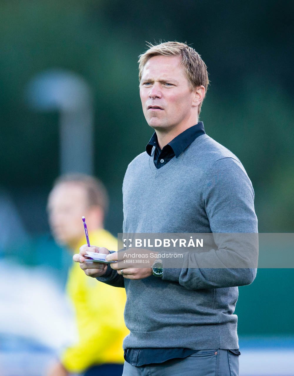 Gefles tränare Roger Sandberg under fotbollsmatchen i Allsvenskan mellan Brommapojkarna och Gefle den 13 Augusti 2014 i Stockholm. 