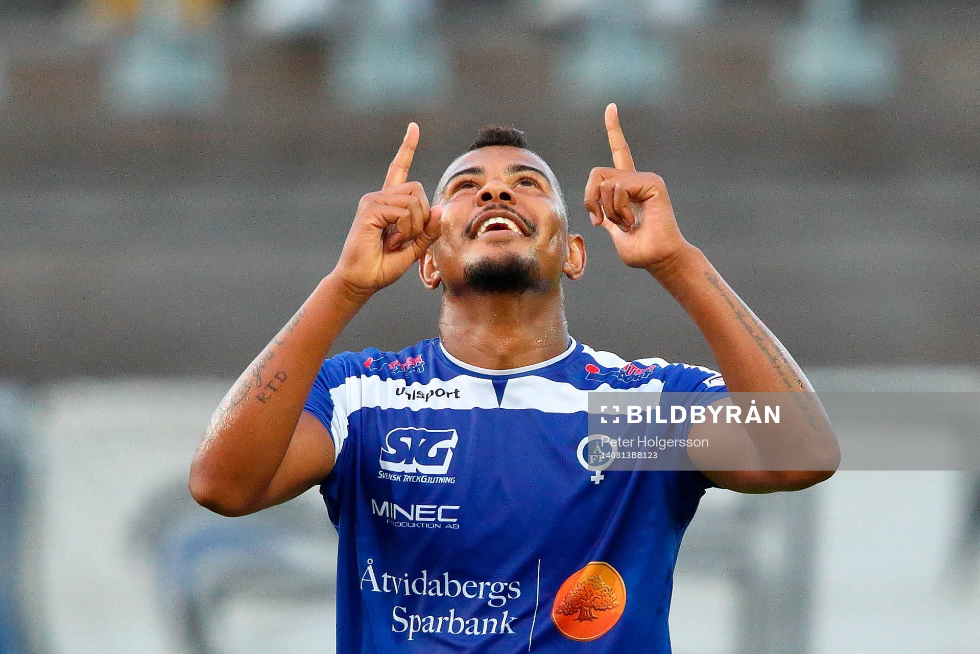 Åtvidabergs Ricardo Santos jublar