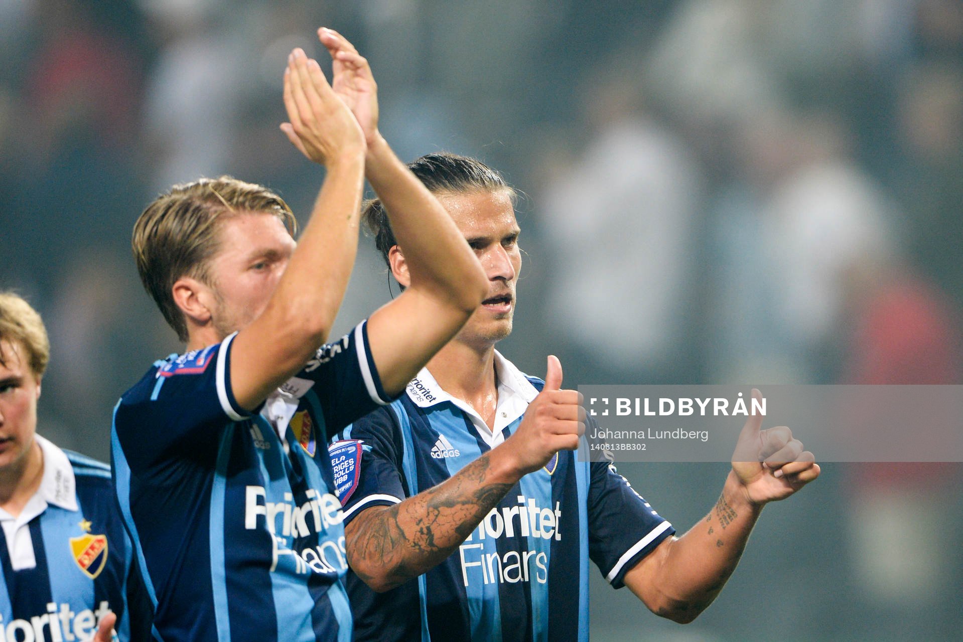 Djurgårdens spelare tackar publiken