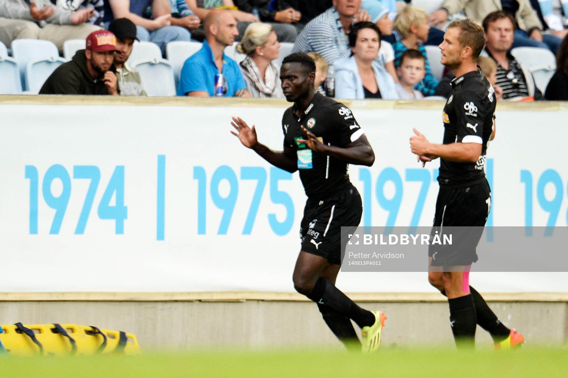 Örebros Alhassan Kamara jublar