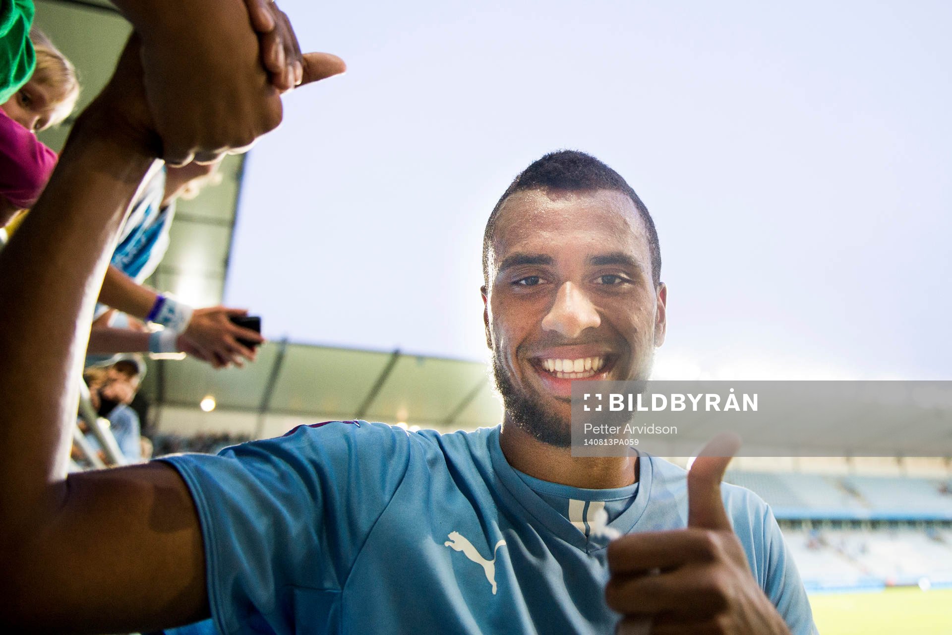 Malmö FFs Isaac Kiese Thelin som gjorde 2-2 målet gör