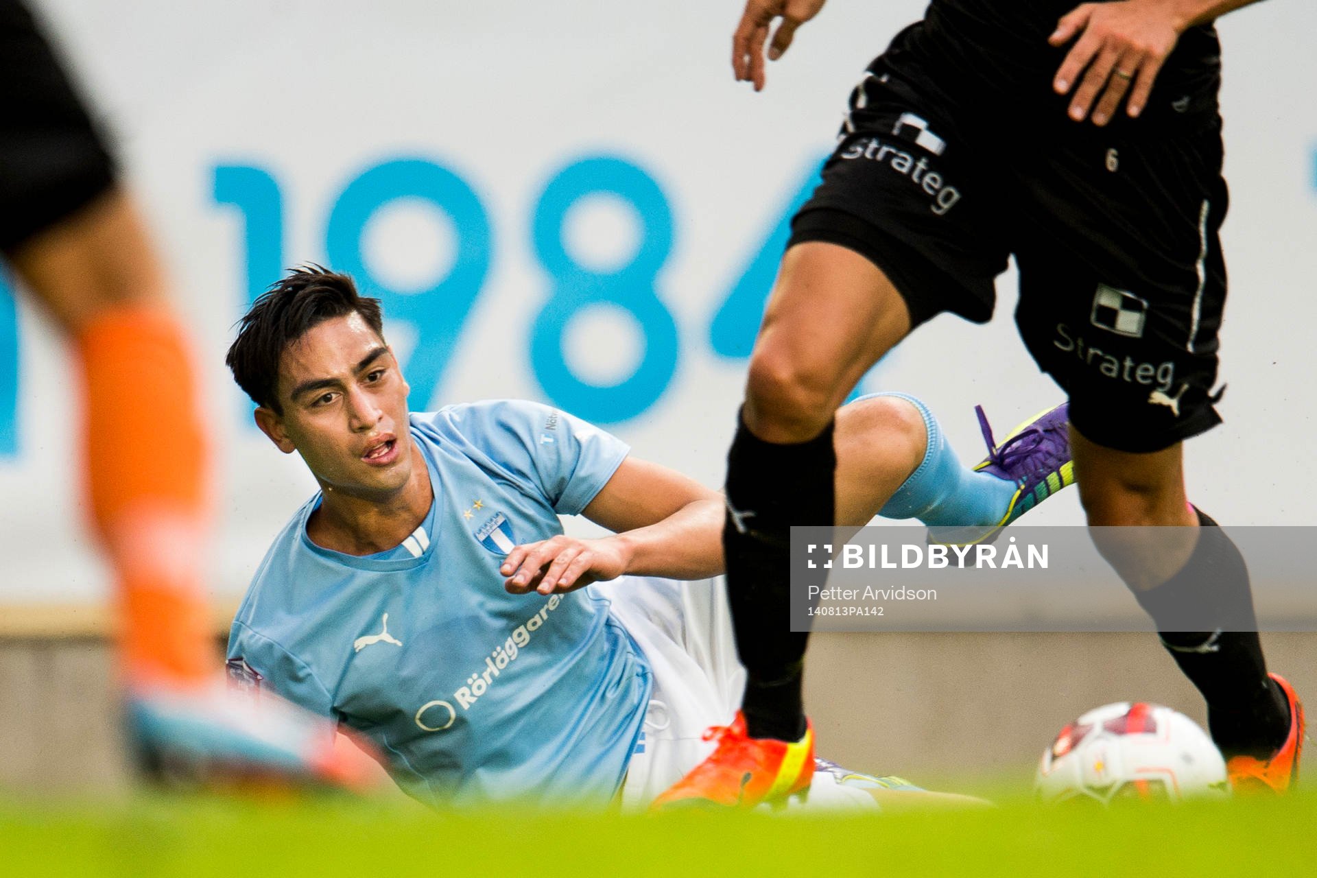 Malmö FFs Amin Nazari faller