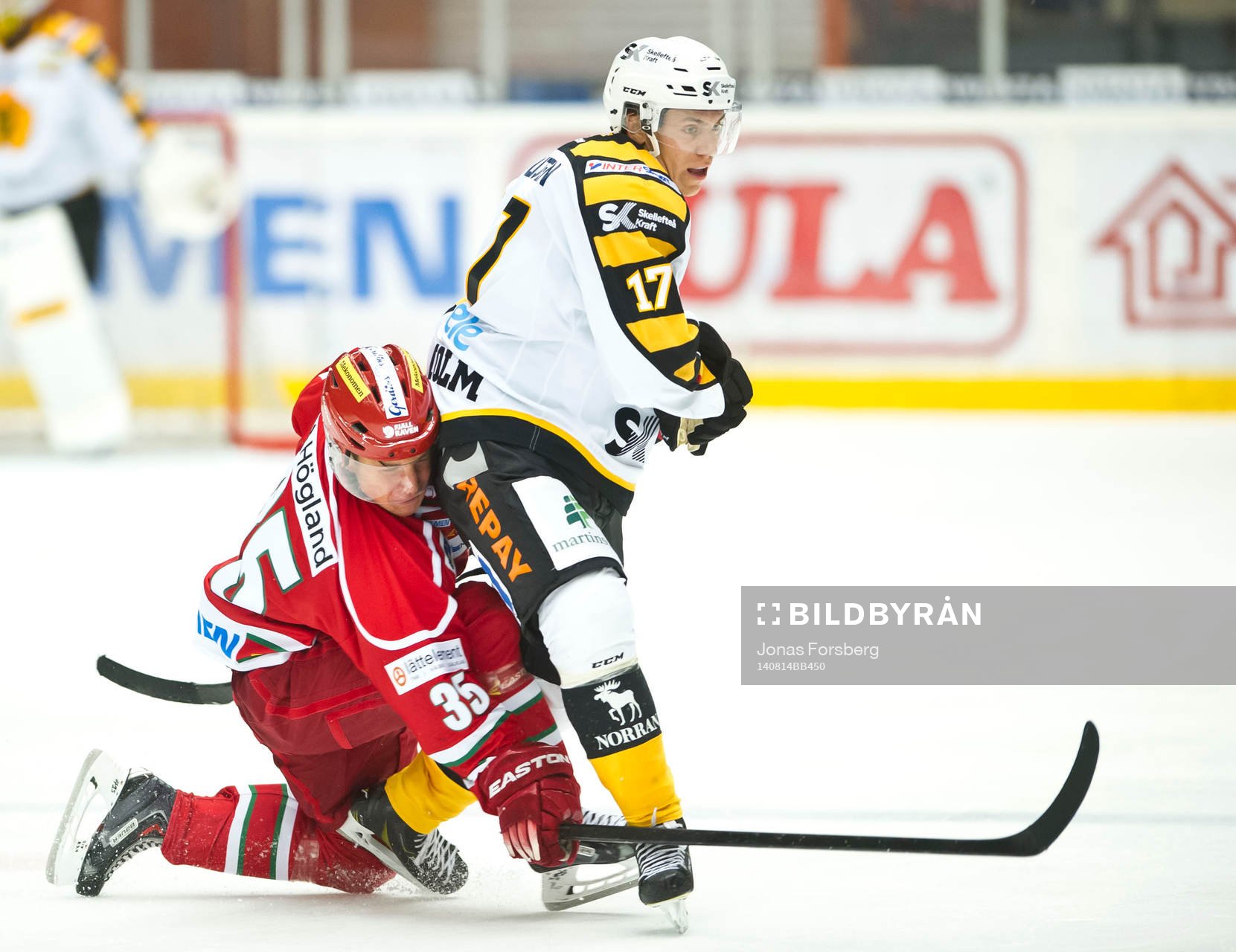 Modos Robin Byström och Skellefteås Per Lindholm
