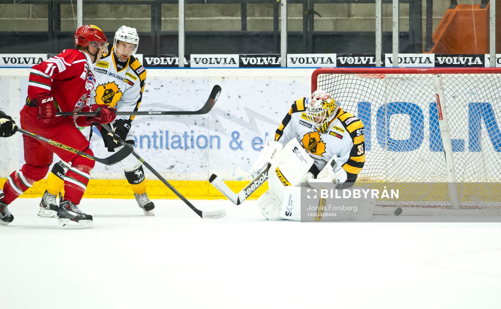 Mål av Modos Simon Önerud