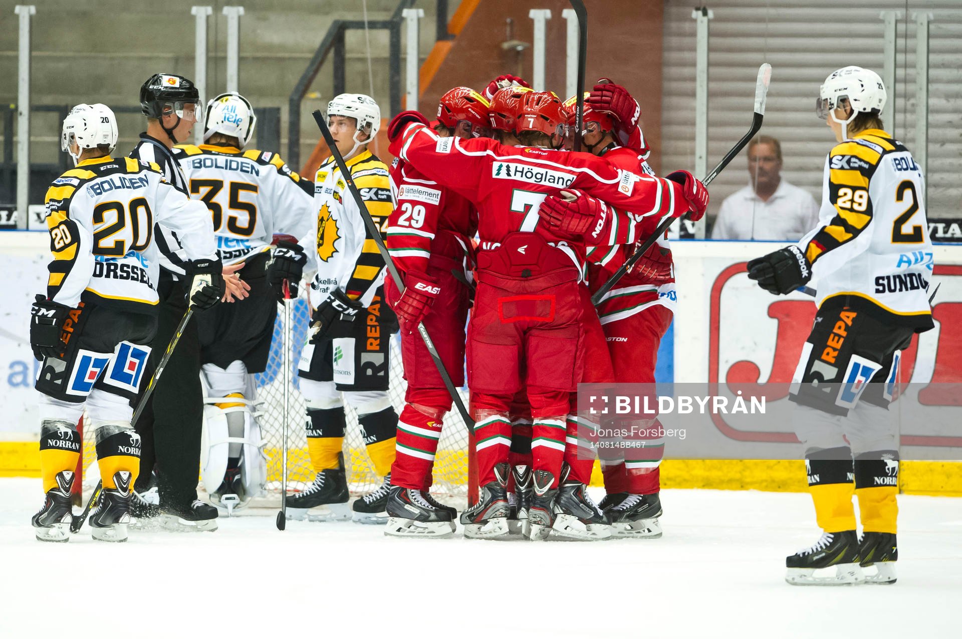 Mål av Modos Simon Önerud