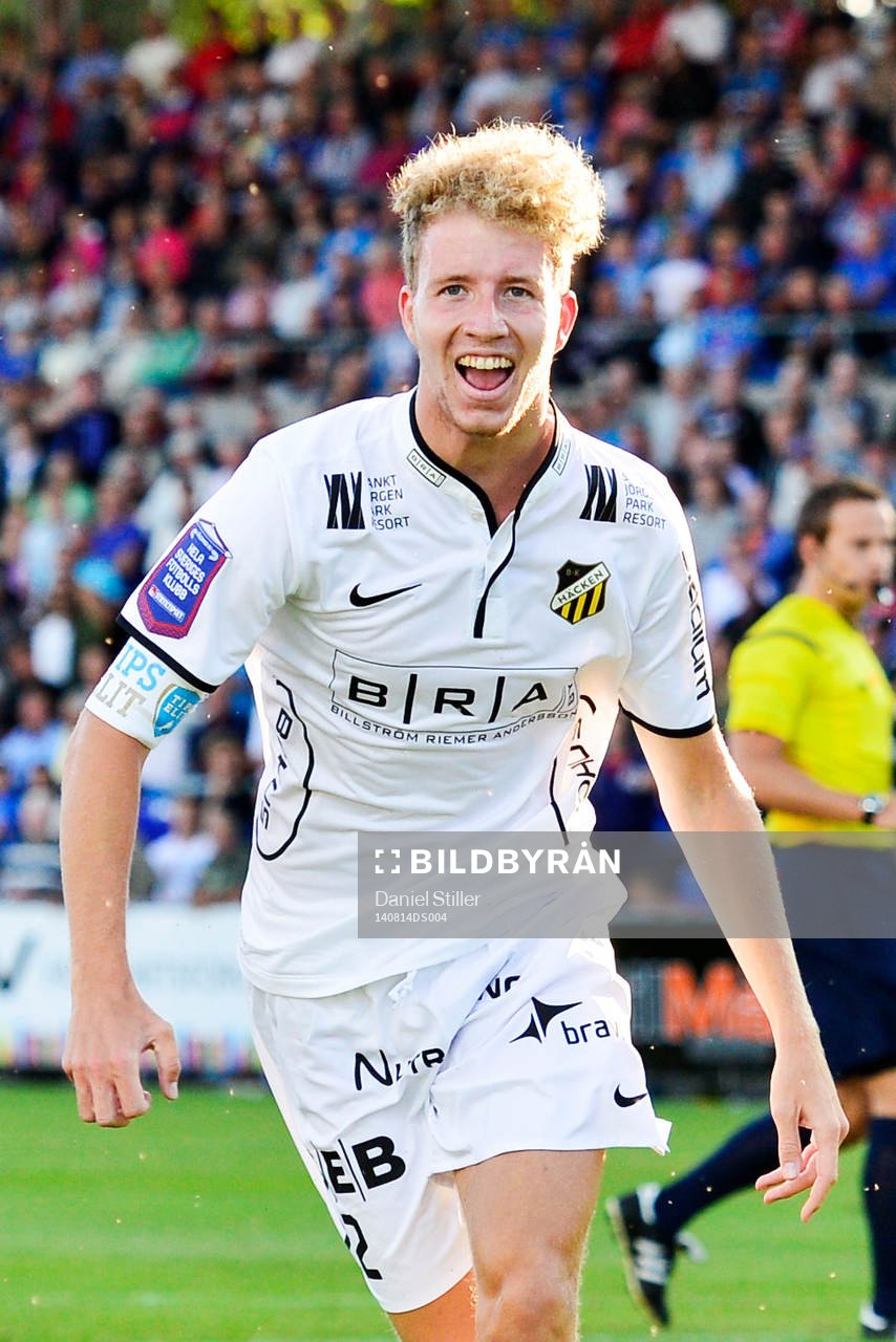 Häckens Samuel Gustafson jublar