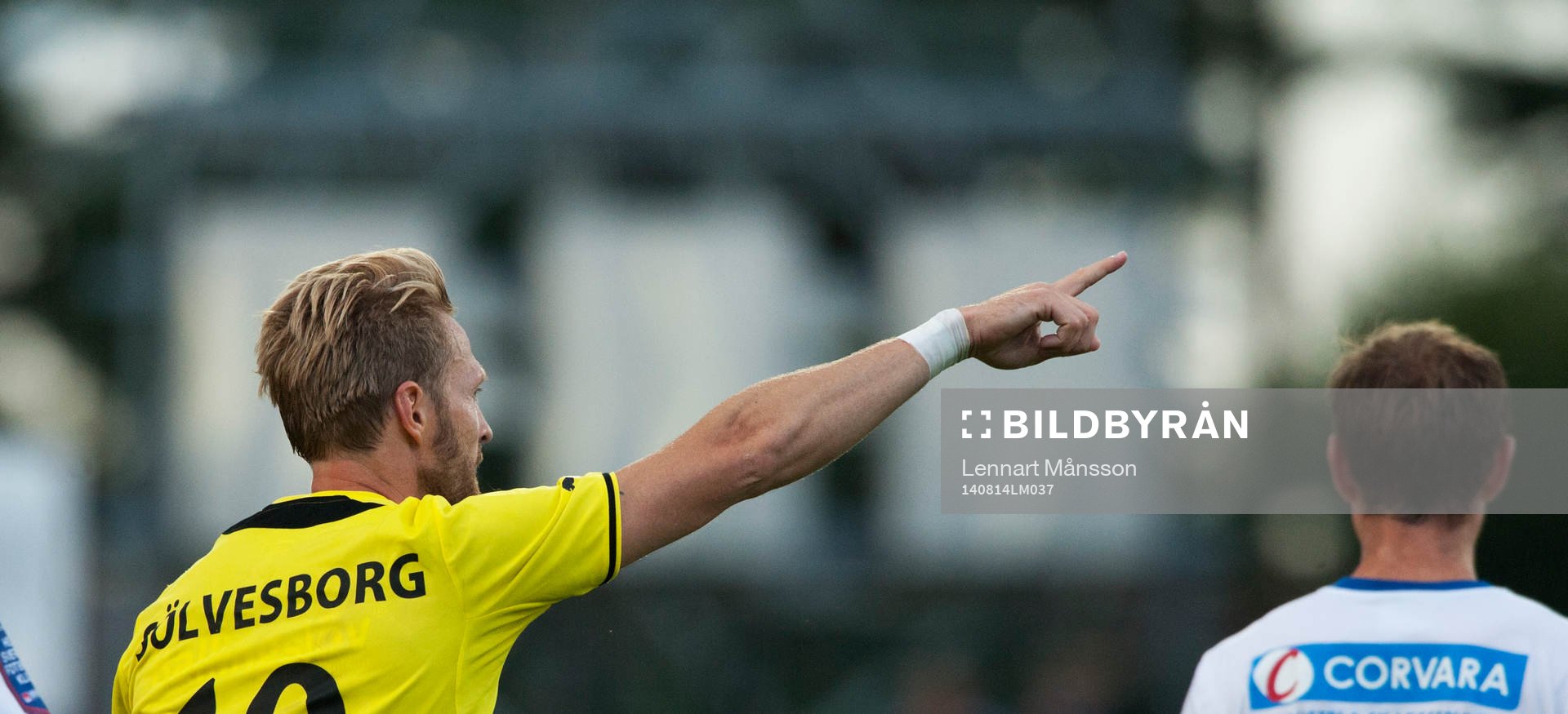 Mjällbys Christian Wilhelmsson har gjort 3-0 och det pekar