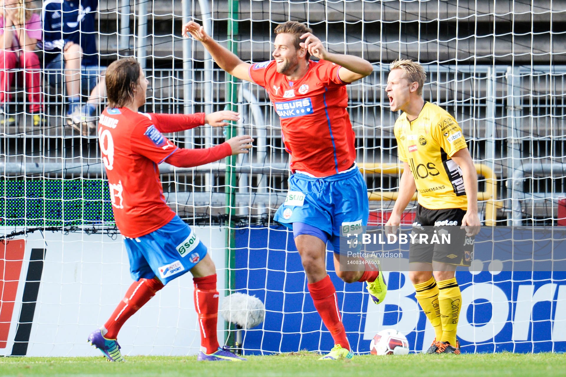 Helsingborgs Mikael Dahlberg jublar