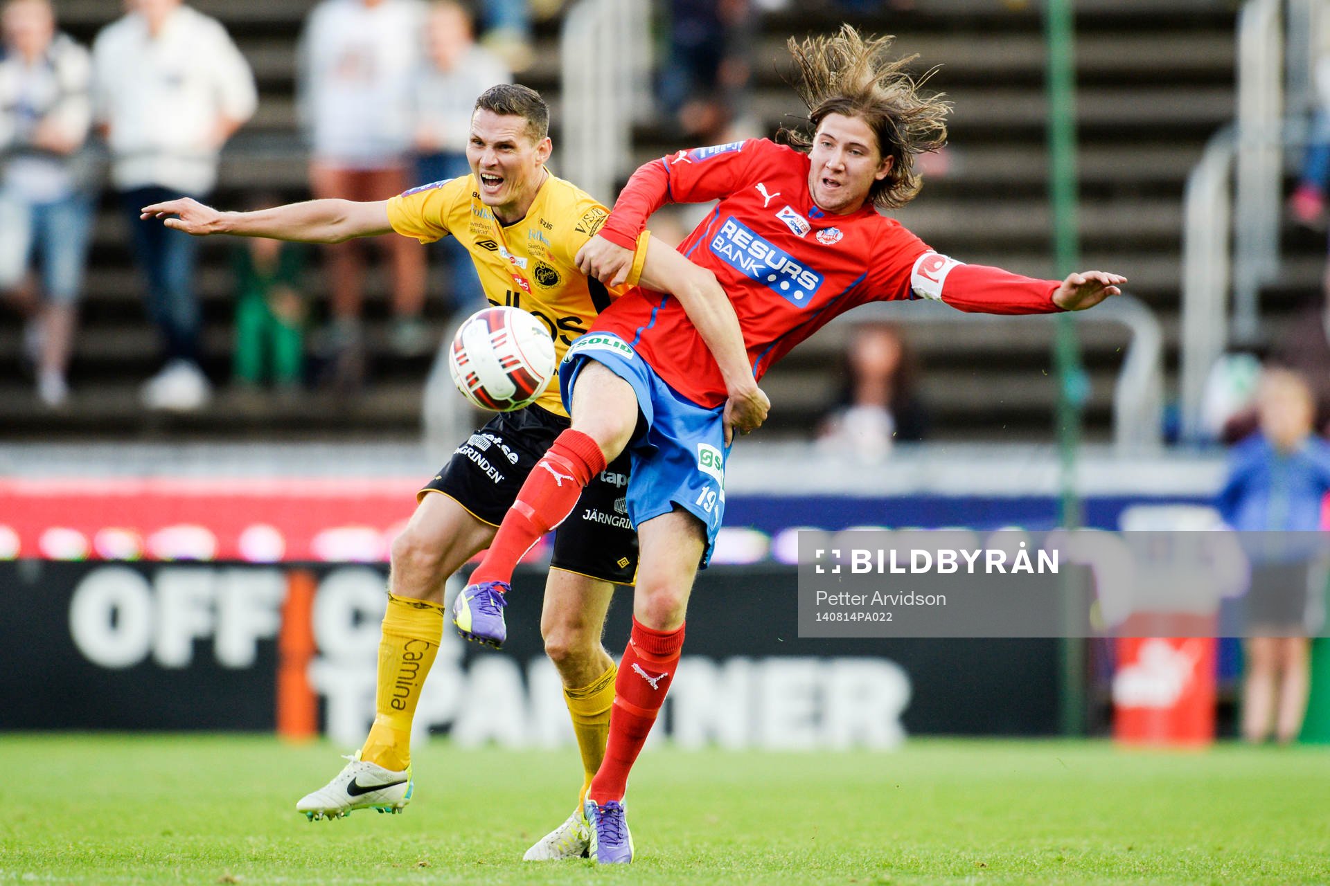 Elfsborgs Jon Jönsson och Helsingborgs Darijan Bojanic