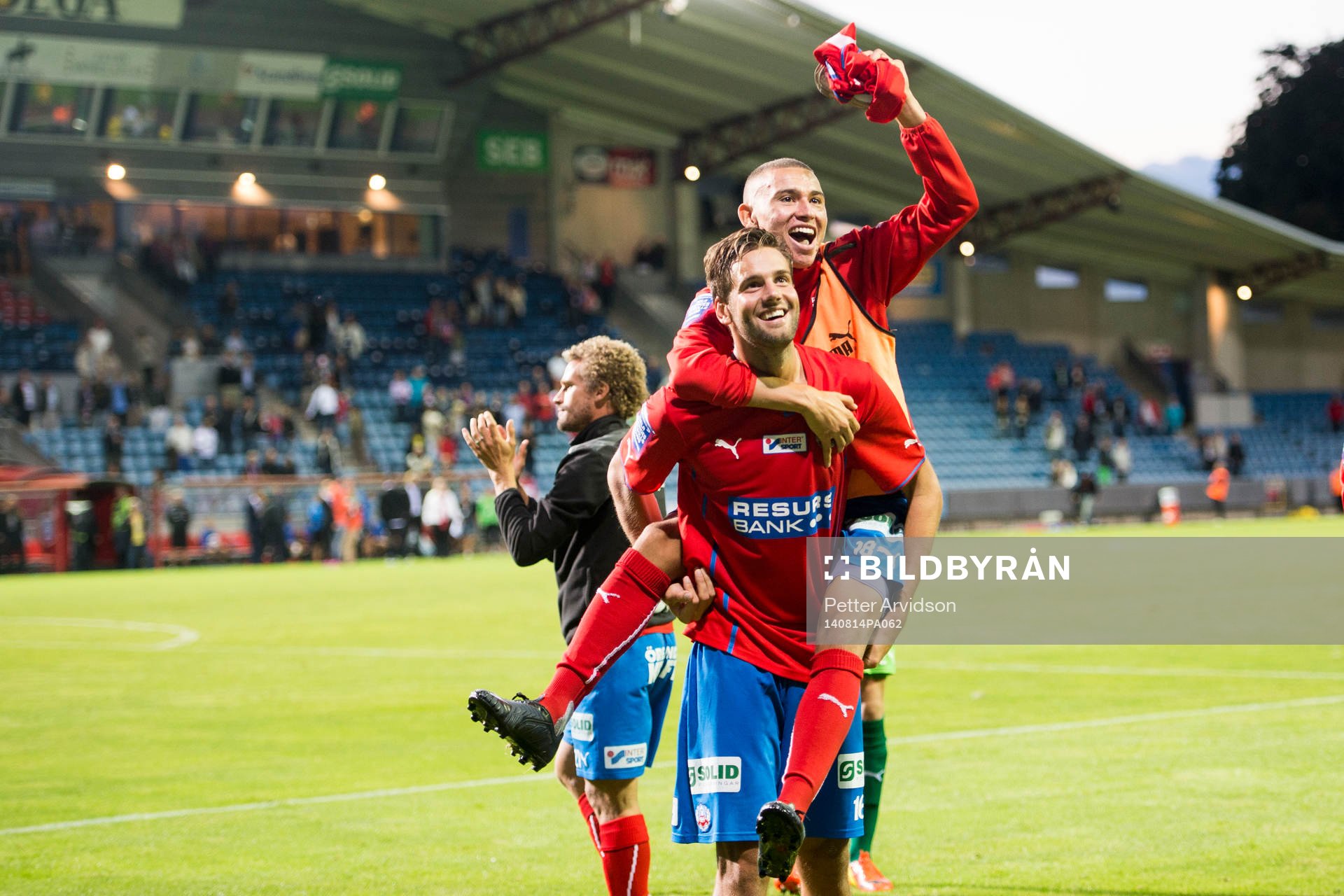Helsingborgs Jordan Larsson jublar