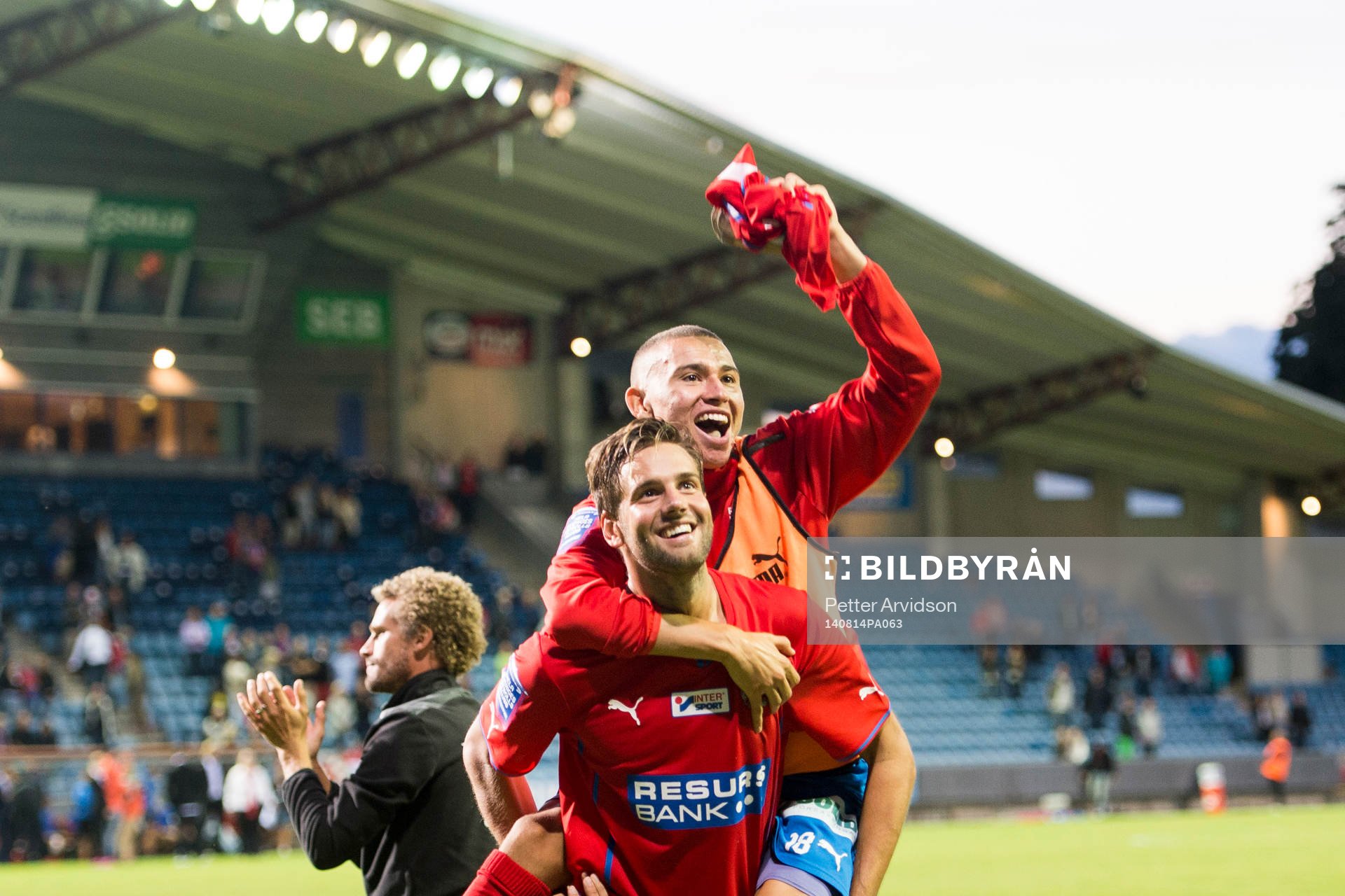 Helsingborgs Jordan Larsson jublar