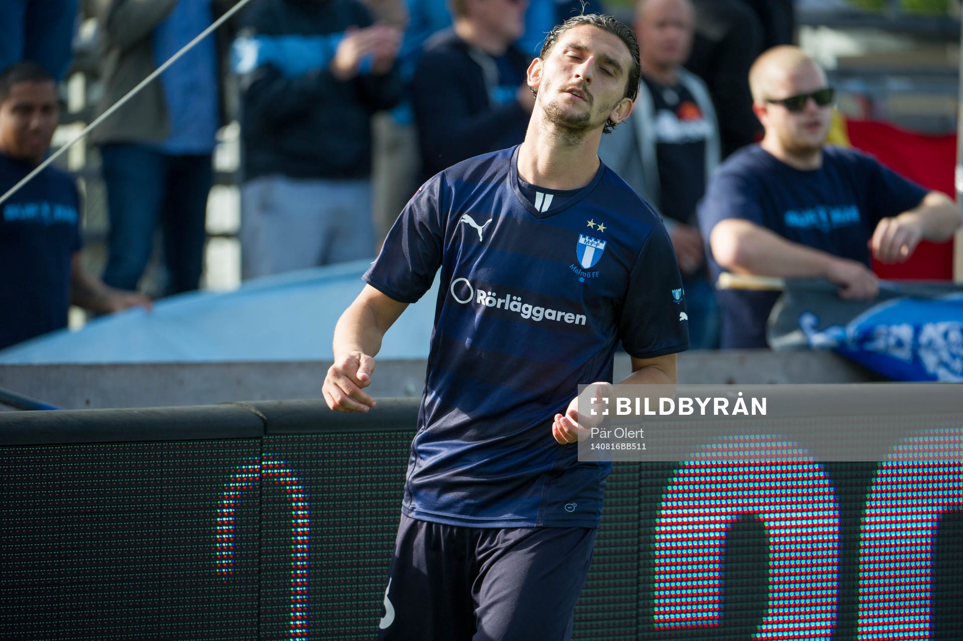 Malmö FFs Agon Mehmeti  deppar