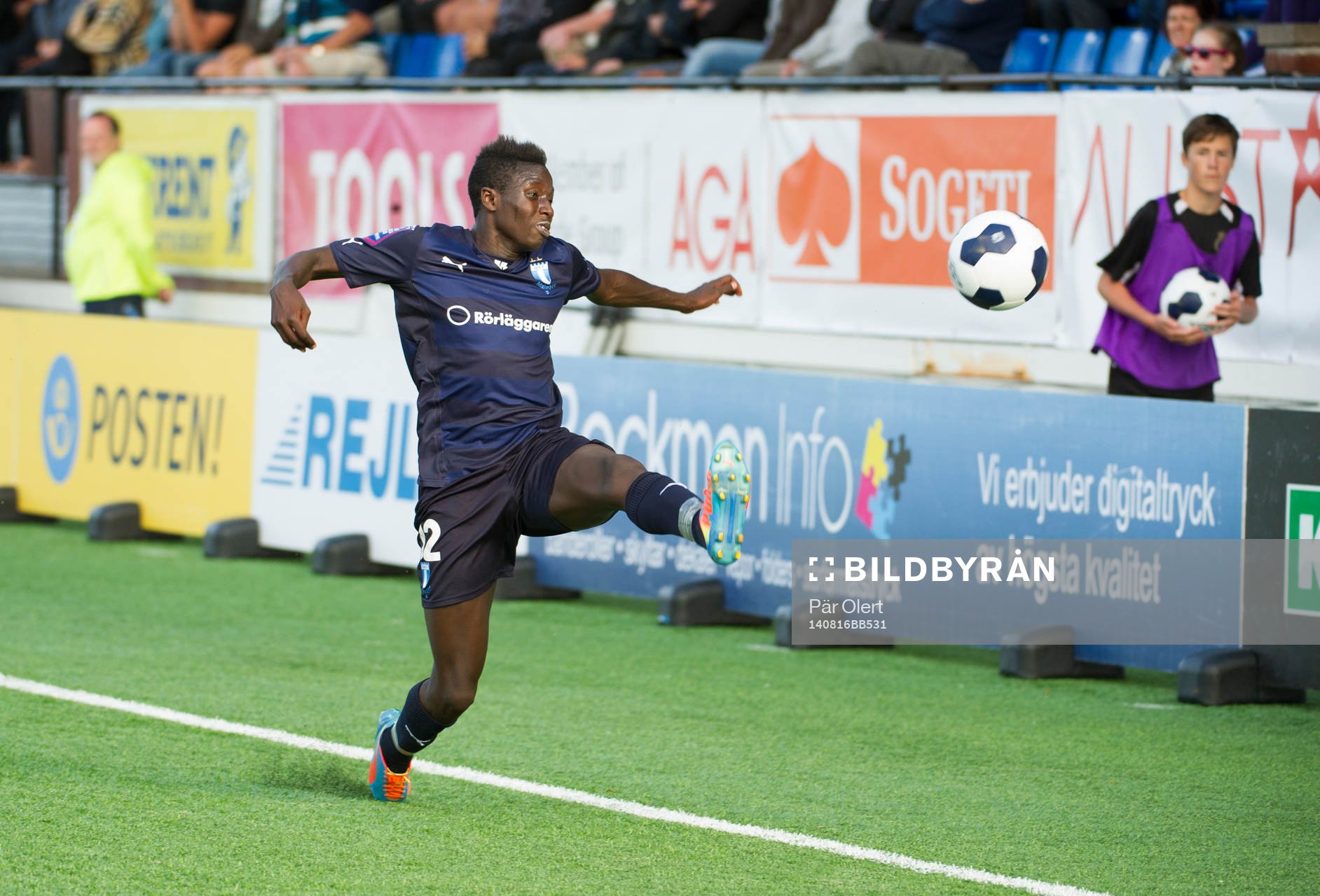 Malmö FFs Pa Konate missar bollen
