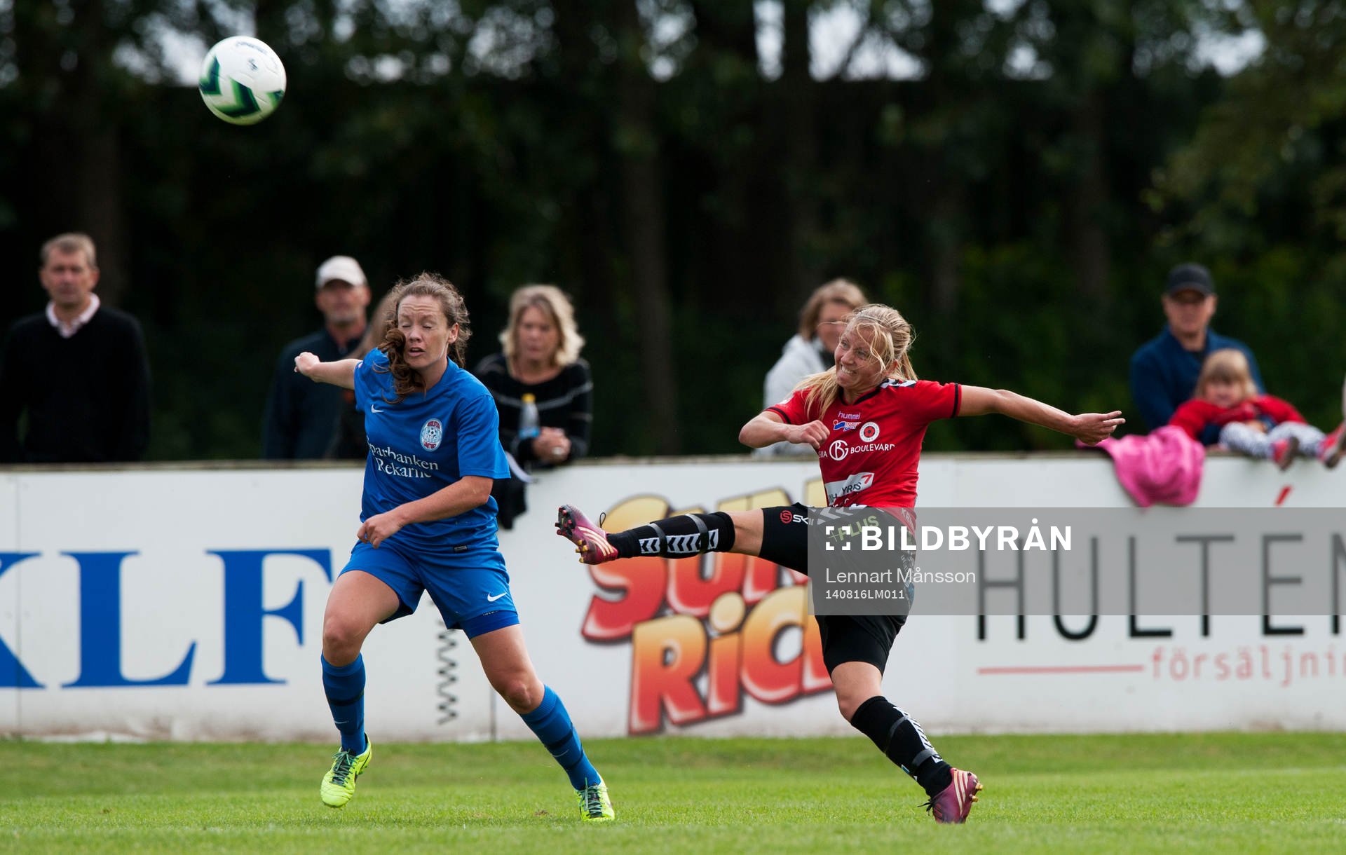 Eskilstunas Allysha Chapman och Kristianstads Gudny Björk
