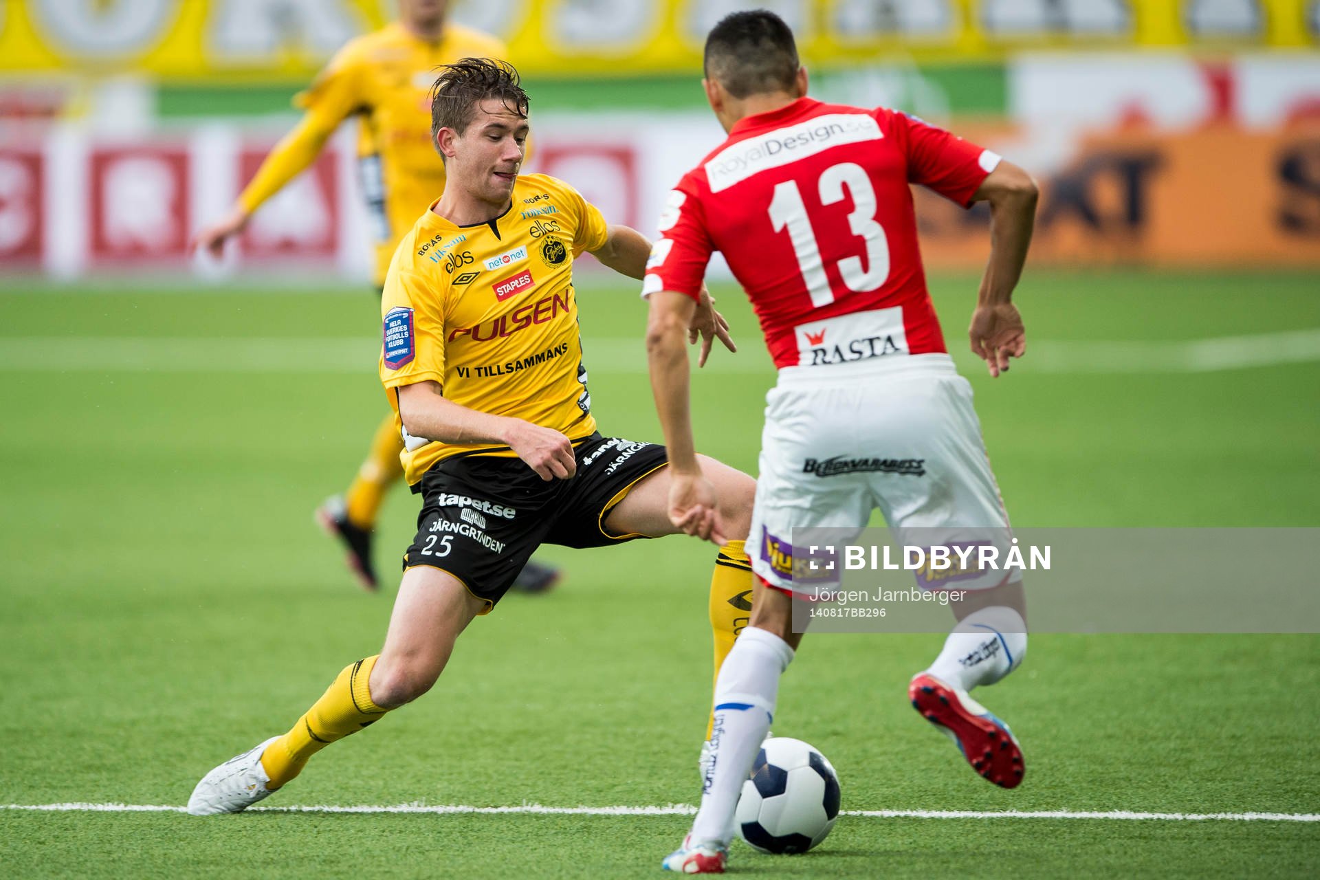 Elfsborgs Marcus Rohdén täcker Kalmars Emin Nouri