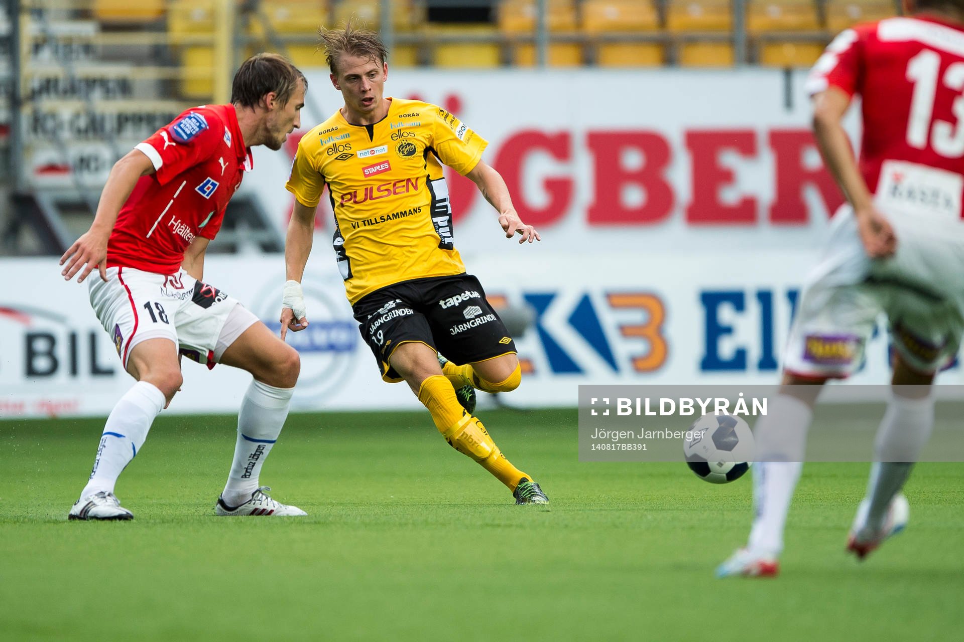 Elfsborgs Simon Hedlund och Kalmars Tor Øyvind Hovda (v)