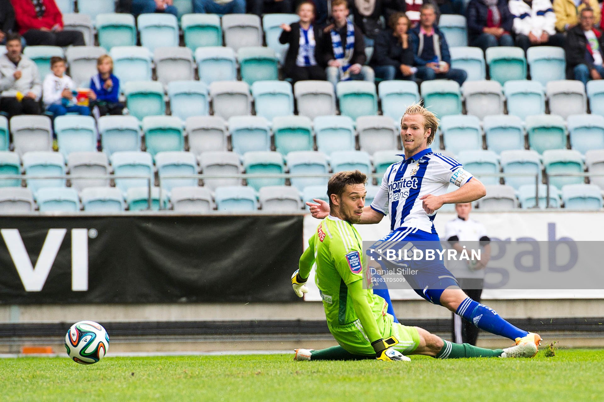 IFK Göteborgs Gustav Engvall gör 1-0 bakom