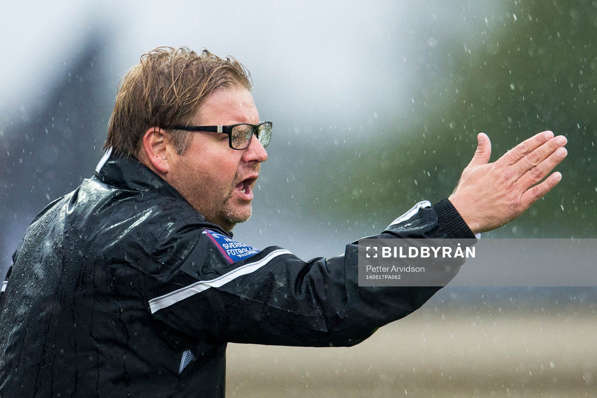 Åtvidabergs tränare Peter Swärdh under fotbollsmatchen i Allsvenskan mellan Falkenberg och Åtvidaberg den 17 augusti 2014 i Falkenberg.