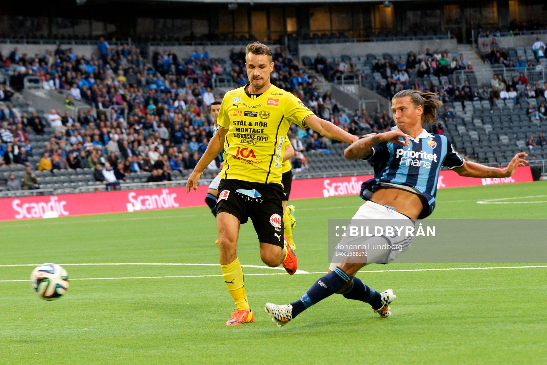 Djurgårdens Aleksandar Prijovic och Mjällbys Jasmin Sudic
