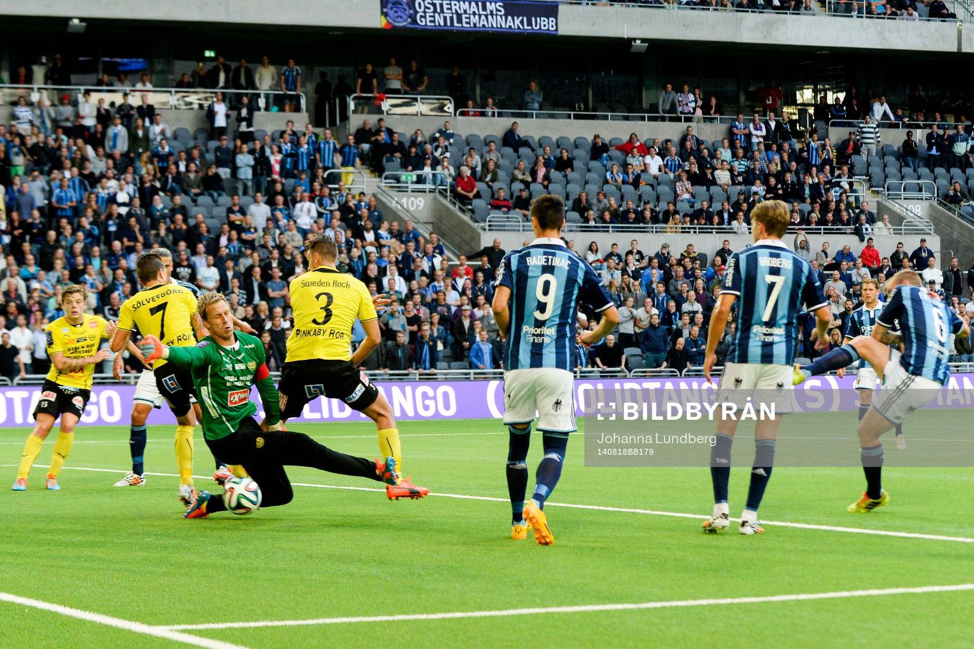 Djurgårdens Aleksander Faltsetas gör 1-0 under fotbollsmatchen i Allsvenskan mellan Djurgården och Mjällby den 18 augusti 2014 i Stockholm.