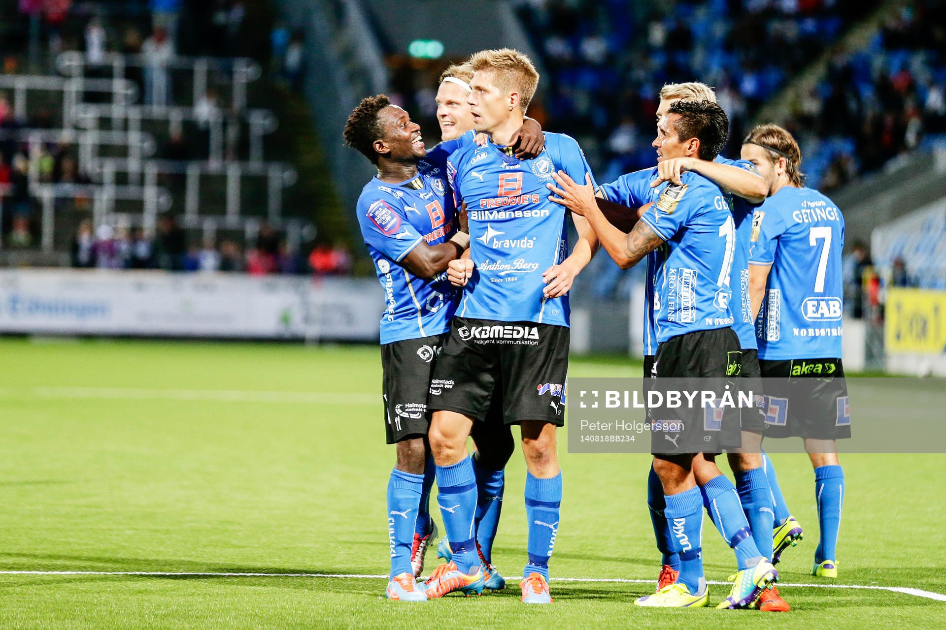 Halmstads Mikael Boman jublar