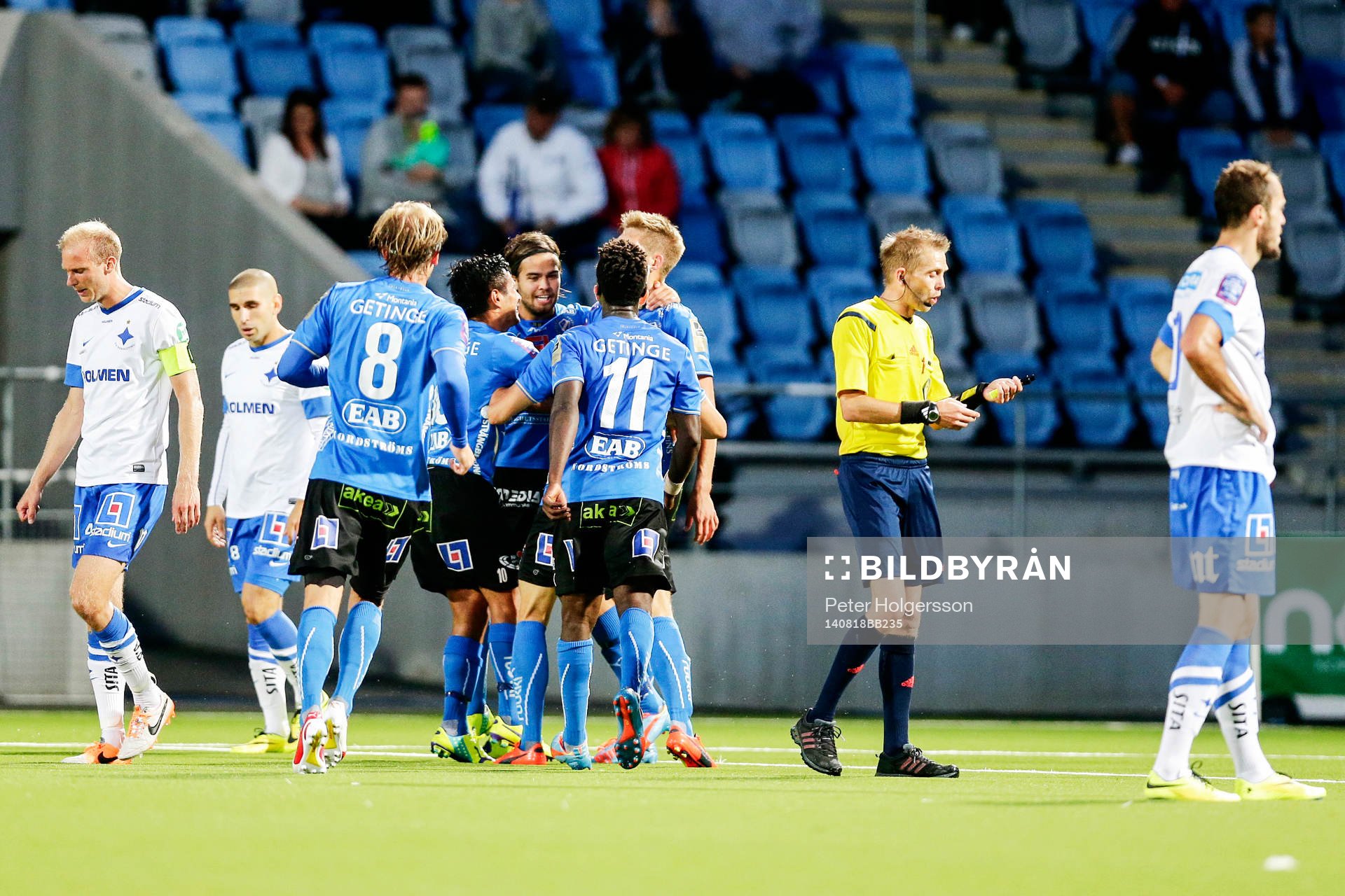 Halmstads Mikael Boman jublar