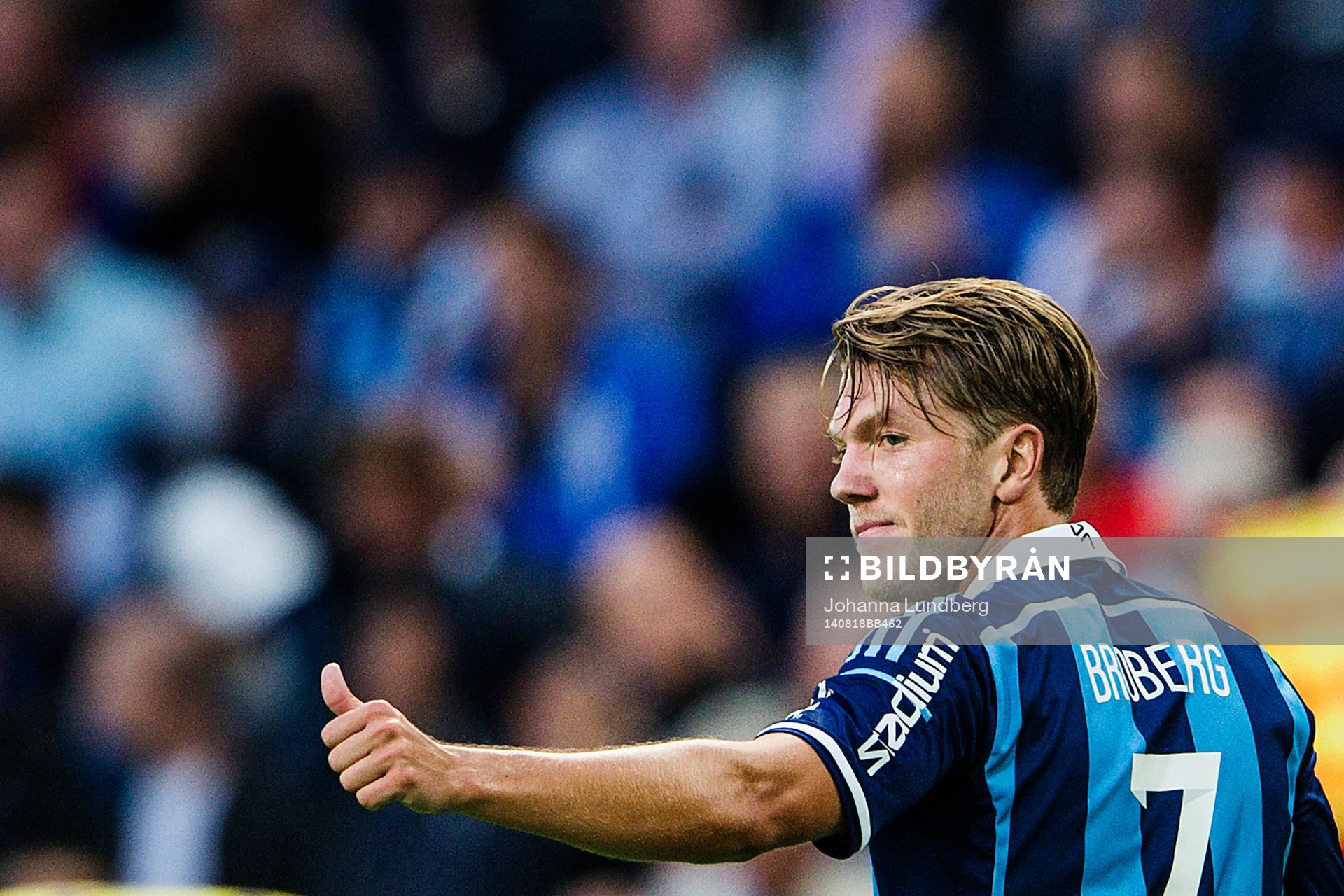 Djurgårdens Martin Broberg ger tummen upp