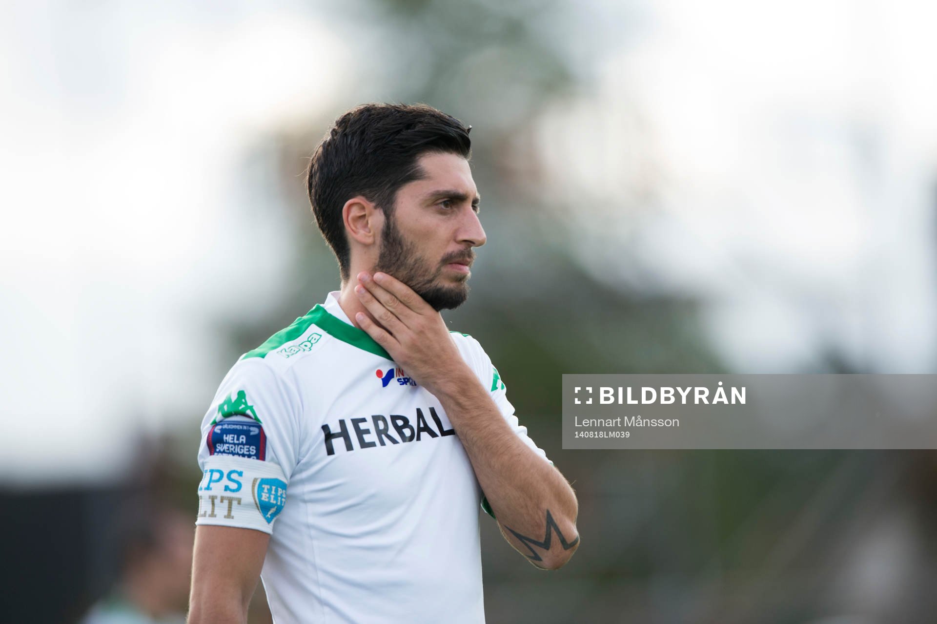 Hammarbys Nahir Besara i matchen i Superettan mellan
