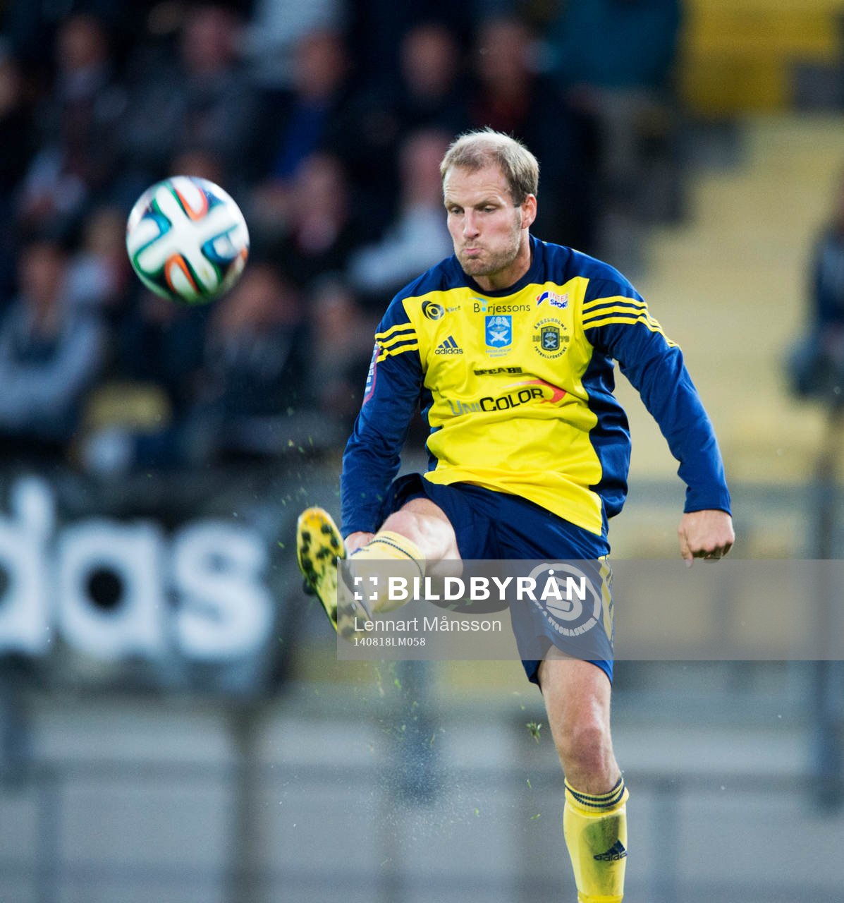 Ängelholms Mikael Dahlgren i matchen i Superettan mellan