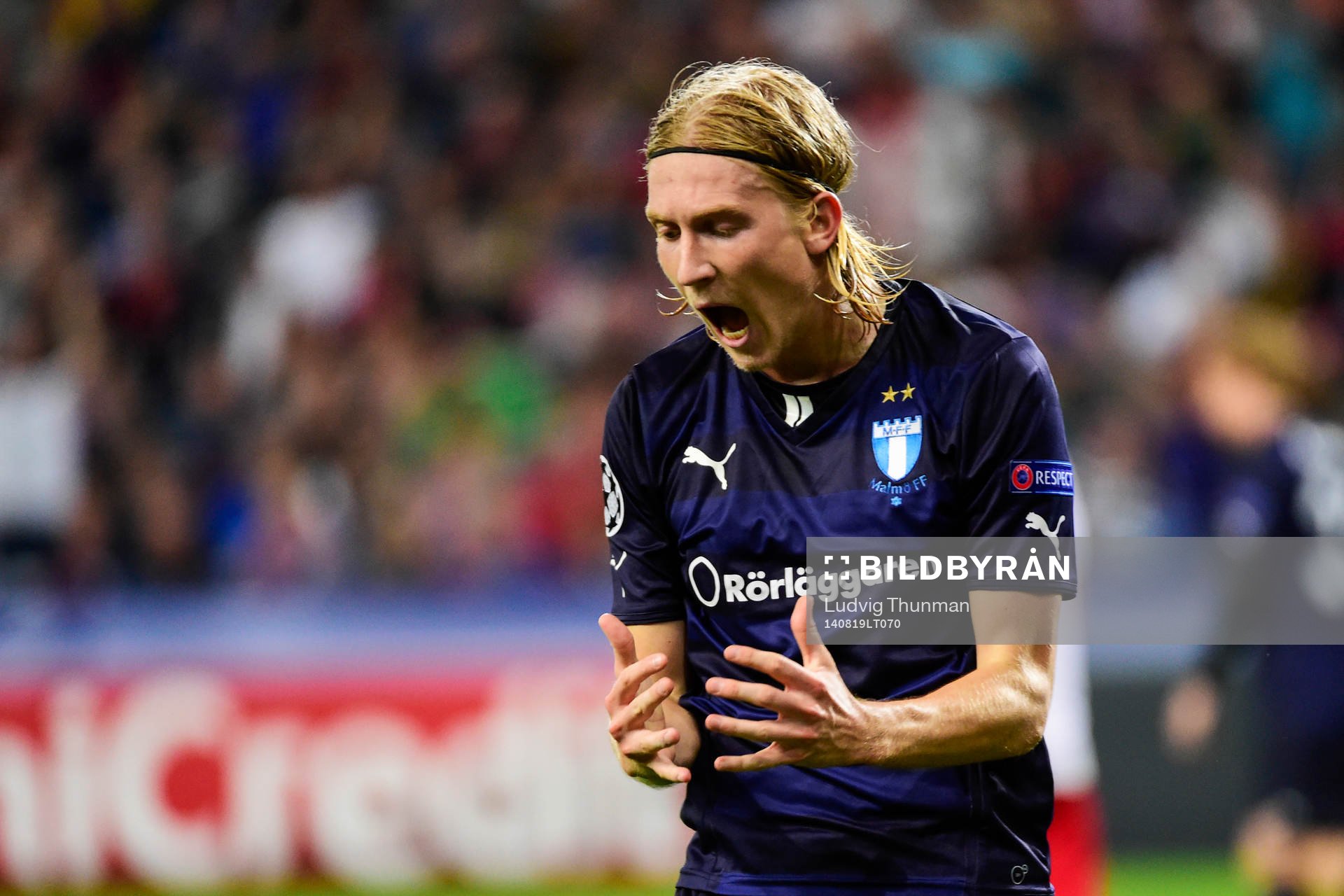 Malmö FFs Simon Kroon deppar